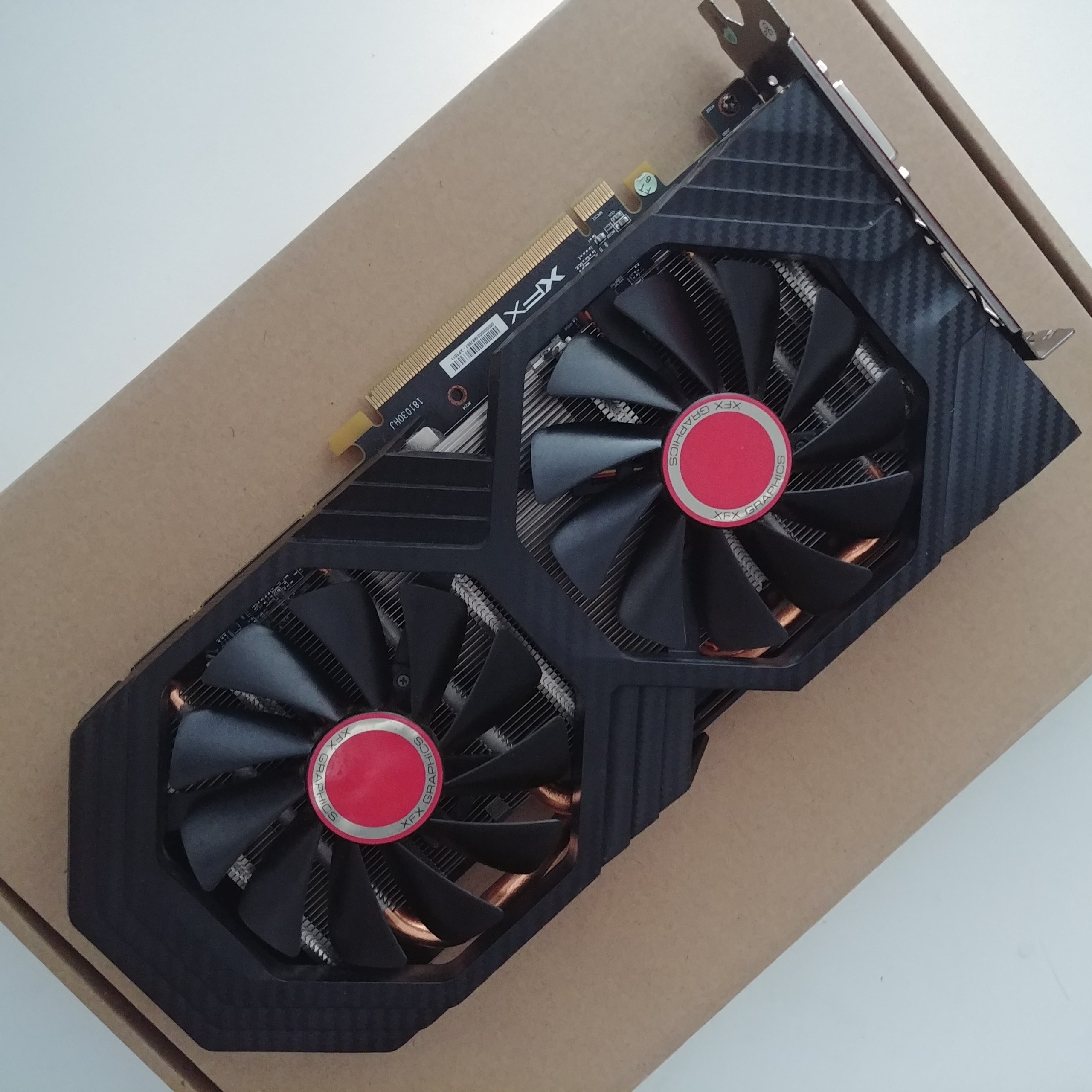 کارت گرافیک XFX RX 580 8gb خانگی و در حد نو