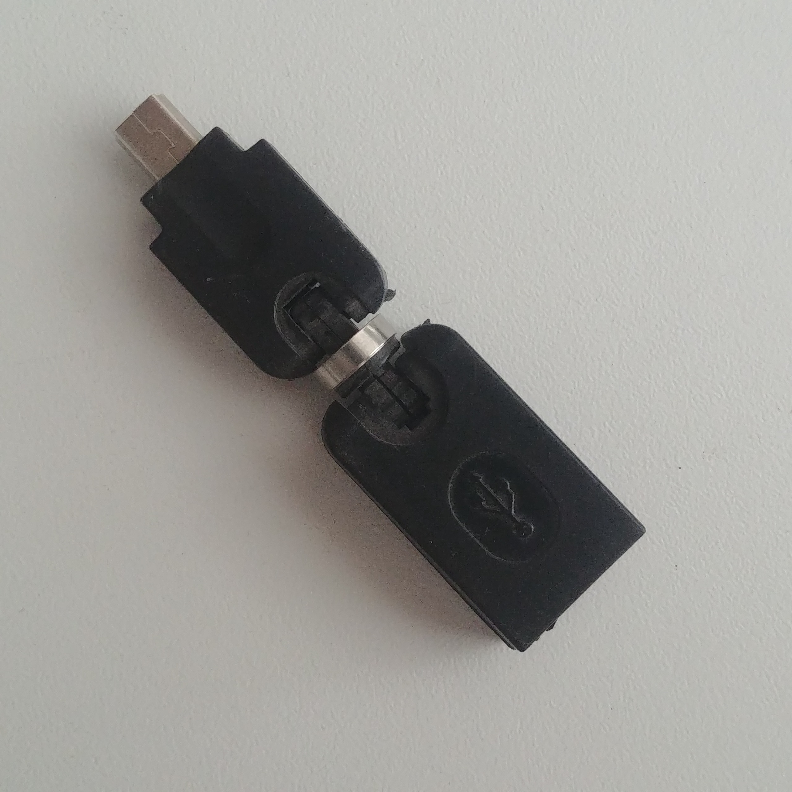 تبدیل mini USB ذوزنقه ای به USB مادگی (چرخشی)