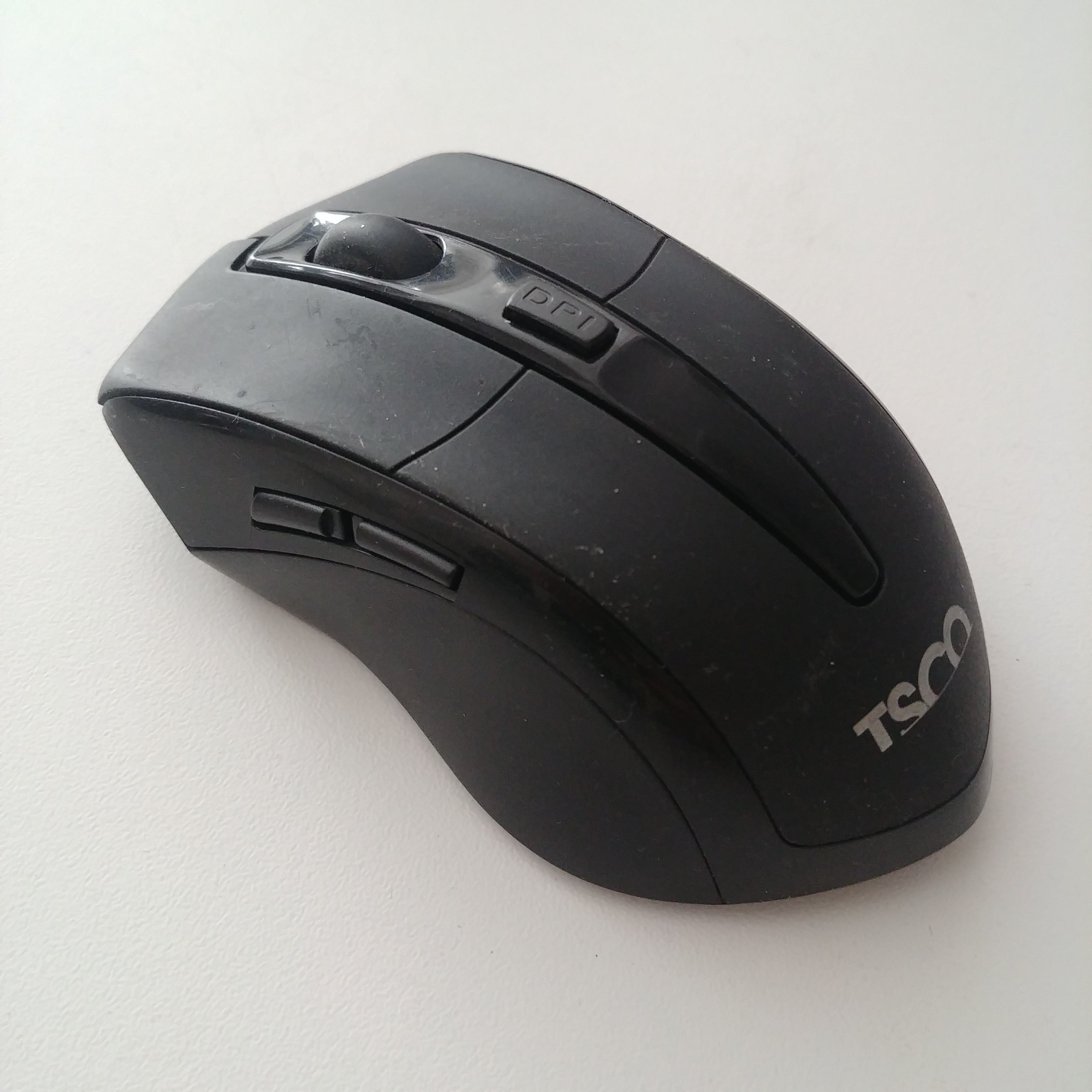 موس بی سیم تسکو به همراه دانگل 0469