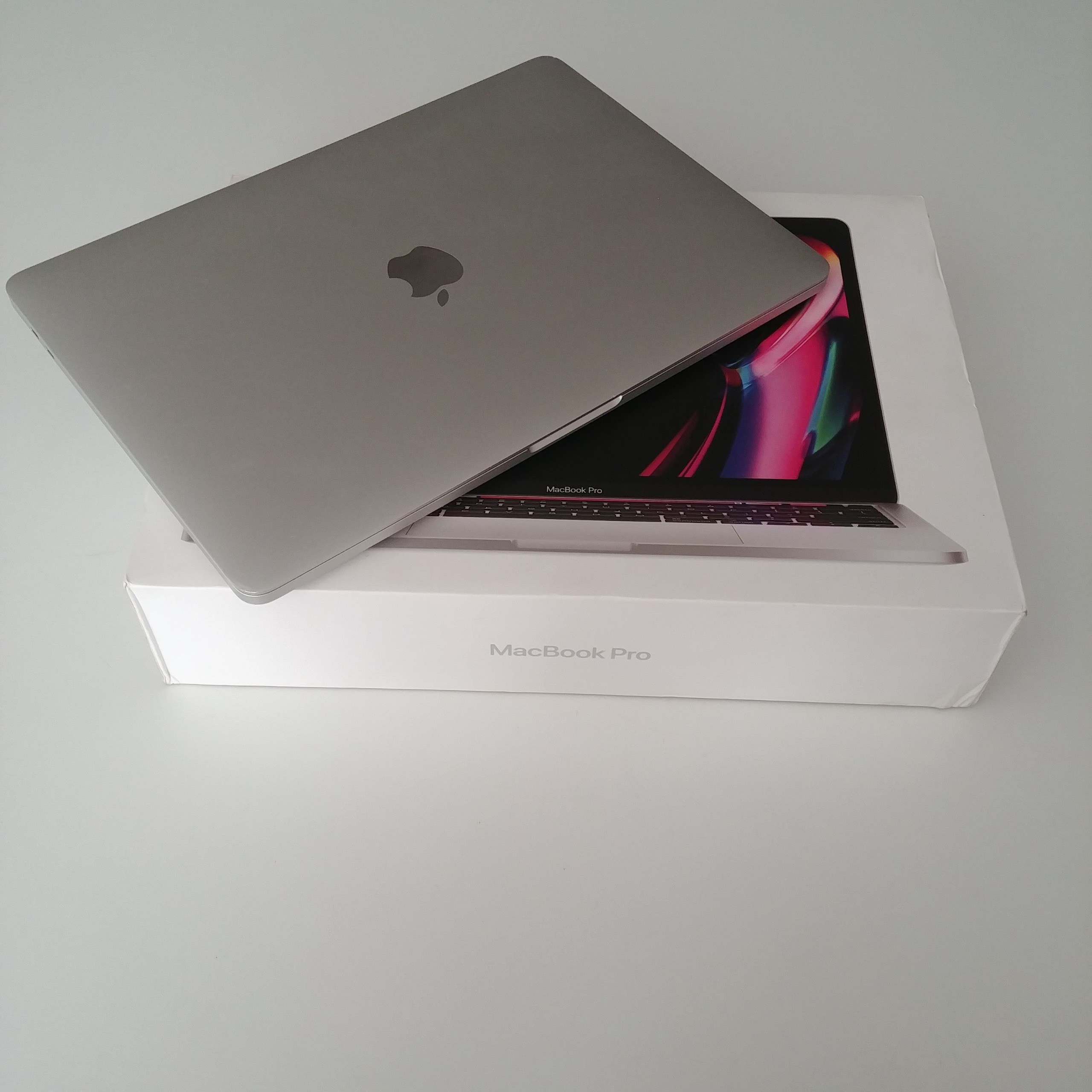 مک بوک پرو Macbook Pro 2020 M1 تاچ بار