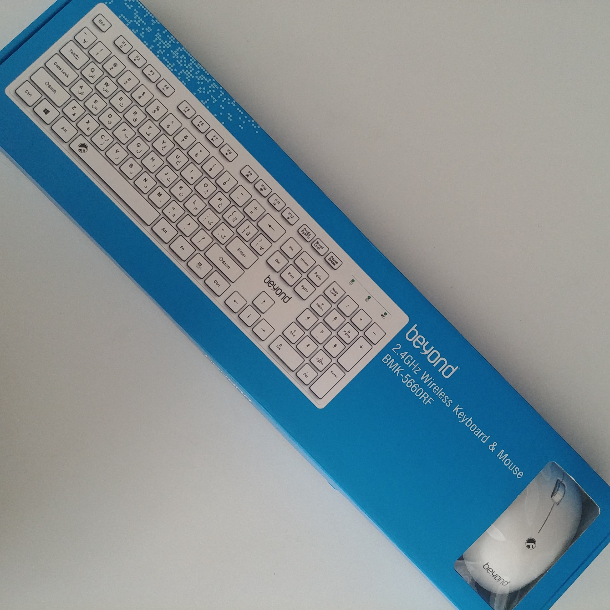 موس و کیبورد بی سیم سفید و بسیار چشم نواز Beyond