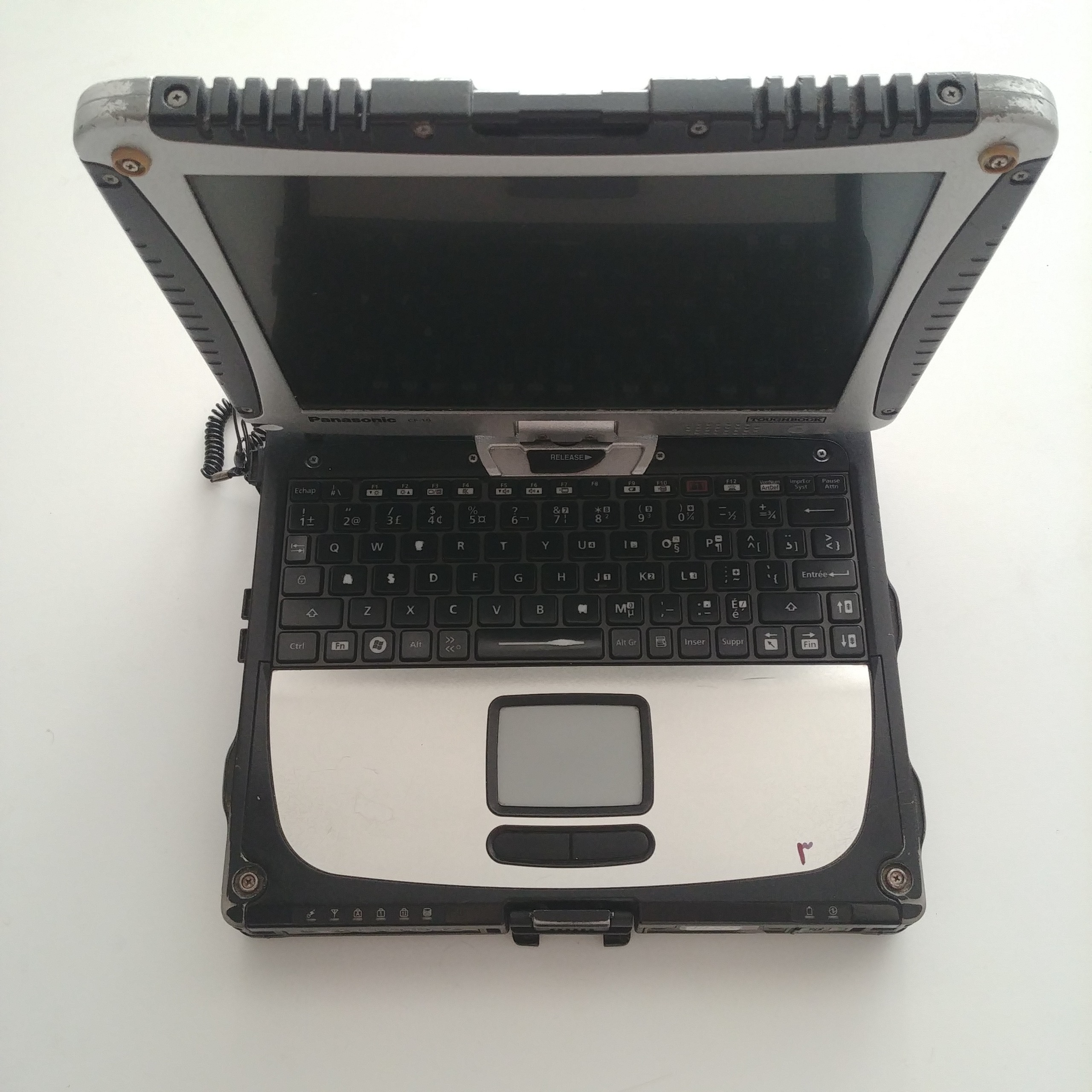 لپ تاپ پاناسونیک نظامی CF-19 نسل2 رم4 0484