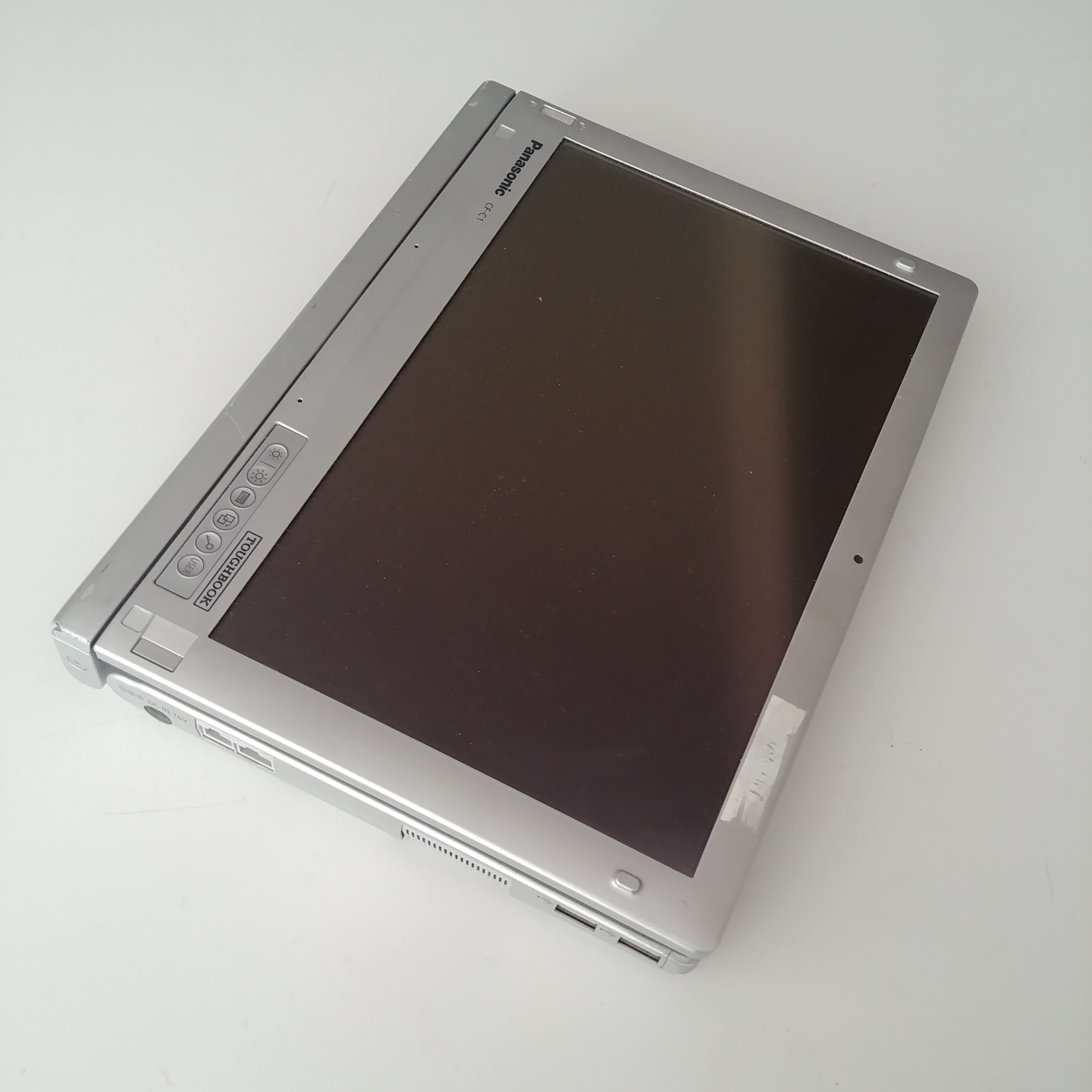 پاناسونیک تبلتی i5 تاچ، با SSD و بسیار سبک 0386/3