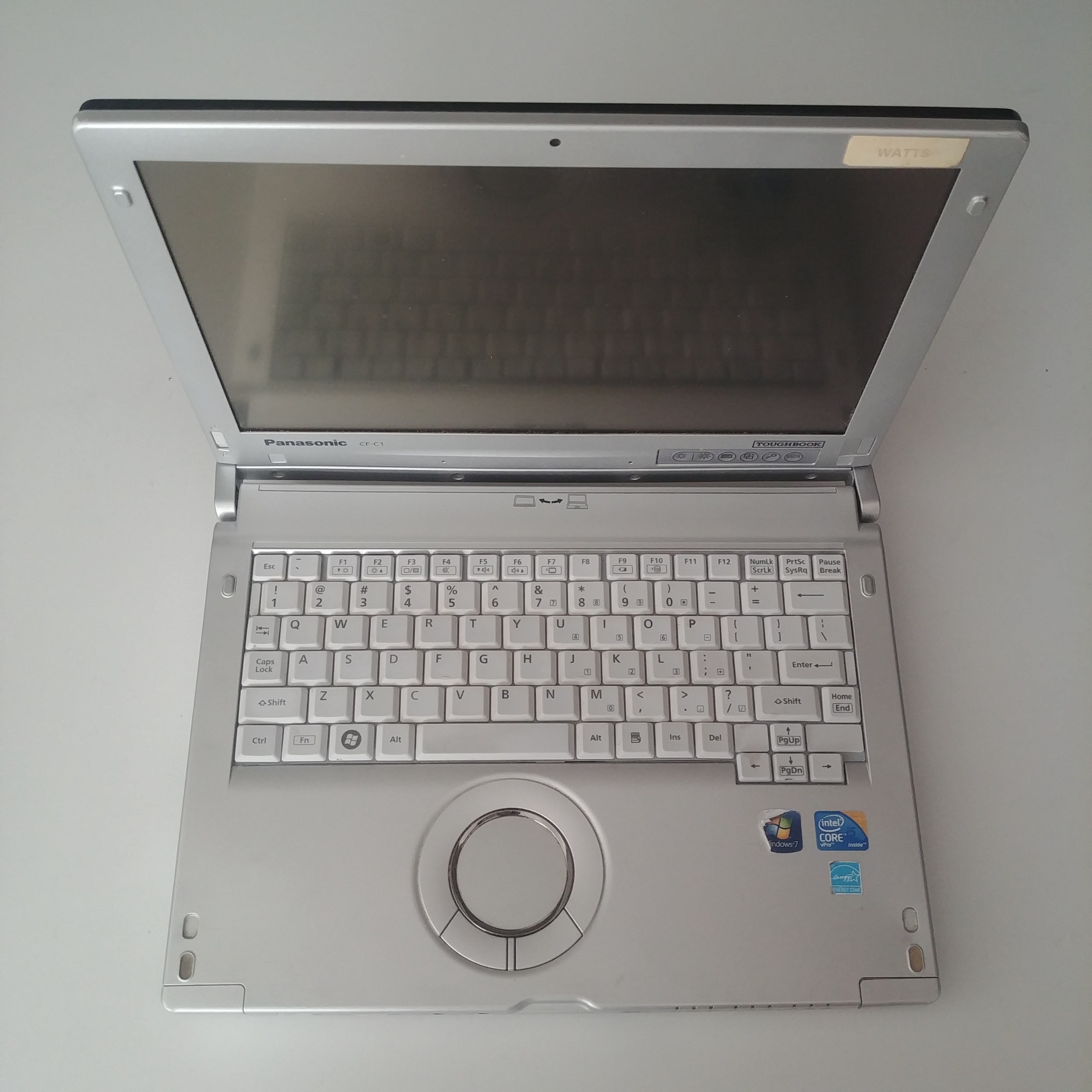 پاناسونیک تبلتی i5 تاچ، با SSD و بسیار سبک 0386/7