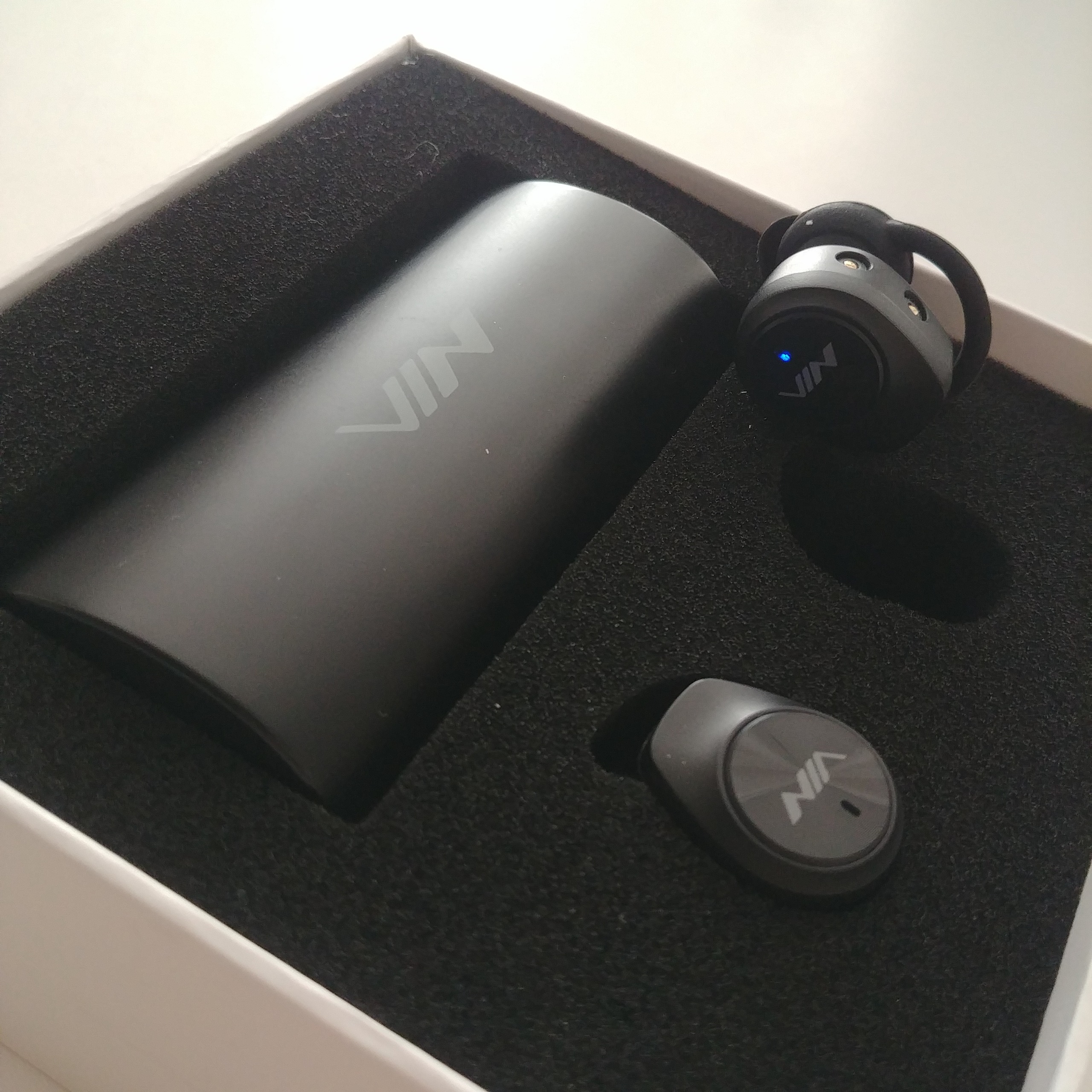 هندزفری بی سیم NIA مدل NB710 کد 0469