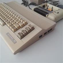کمودور64