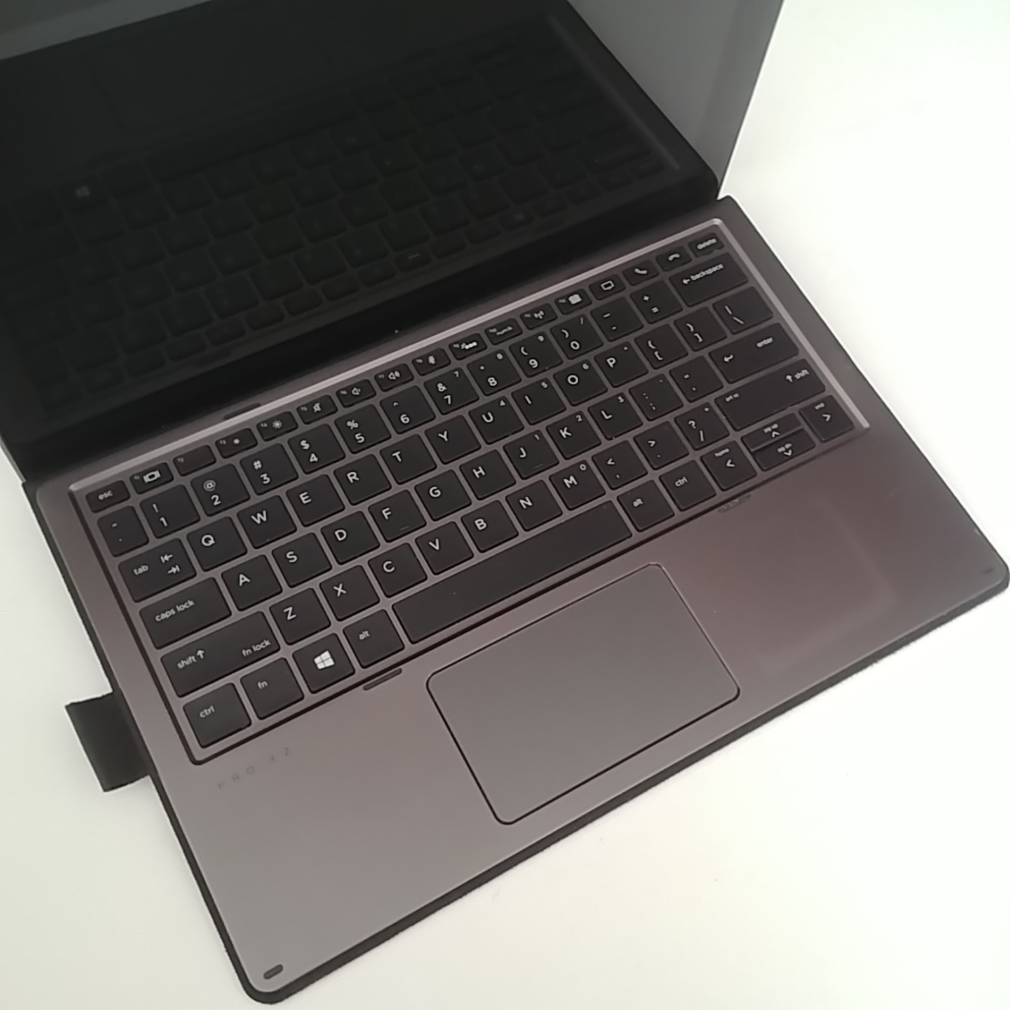 لپ تاپ تبلت HP i5 نسل7 رم8 جدا شونده
