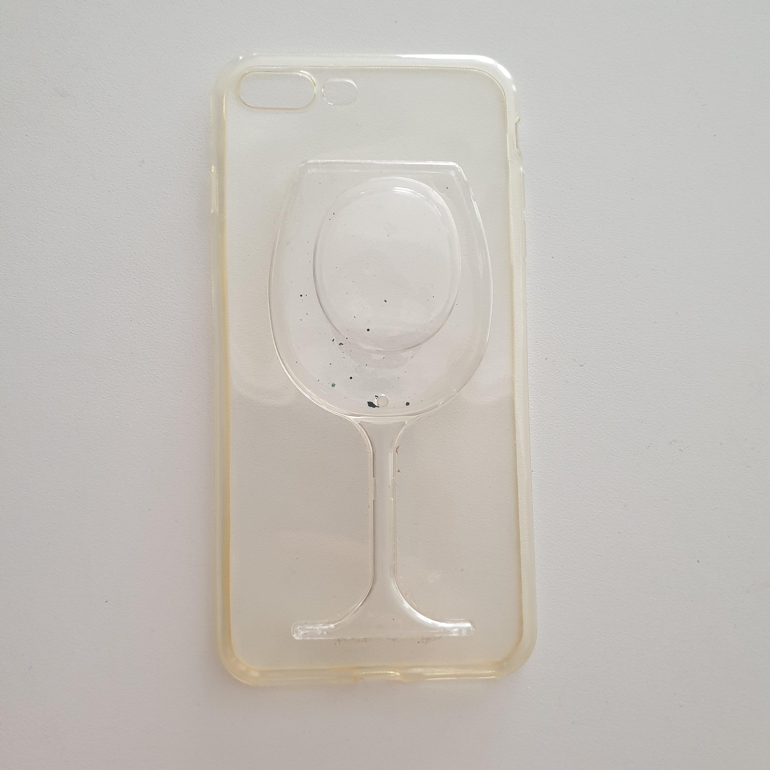 کاور موبایل اپل 8 پلاس طرح جام آب