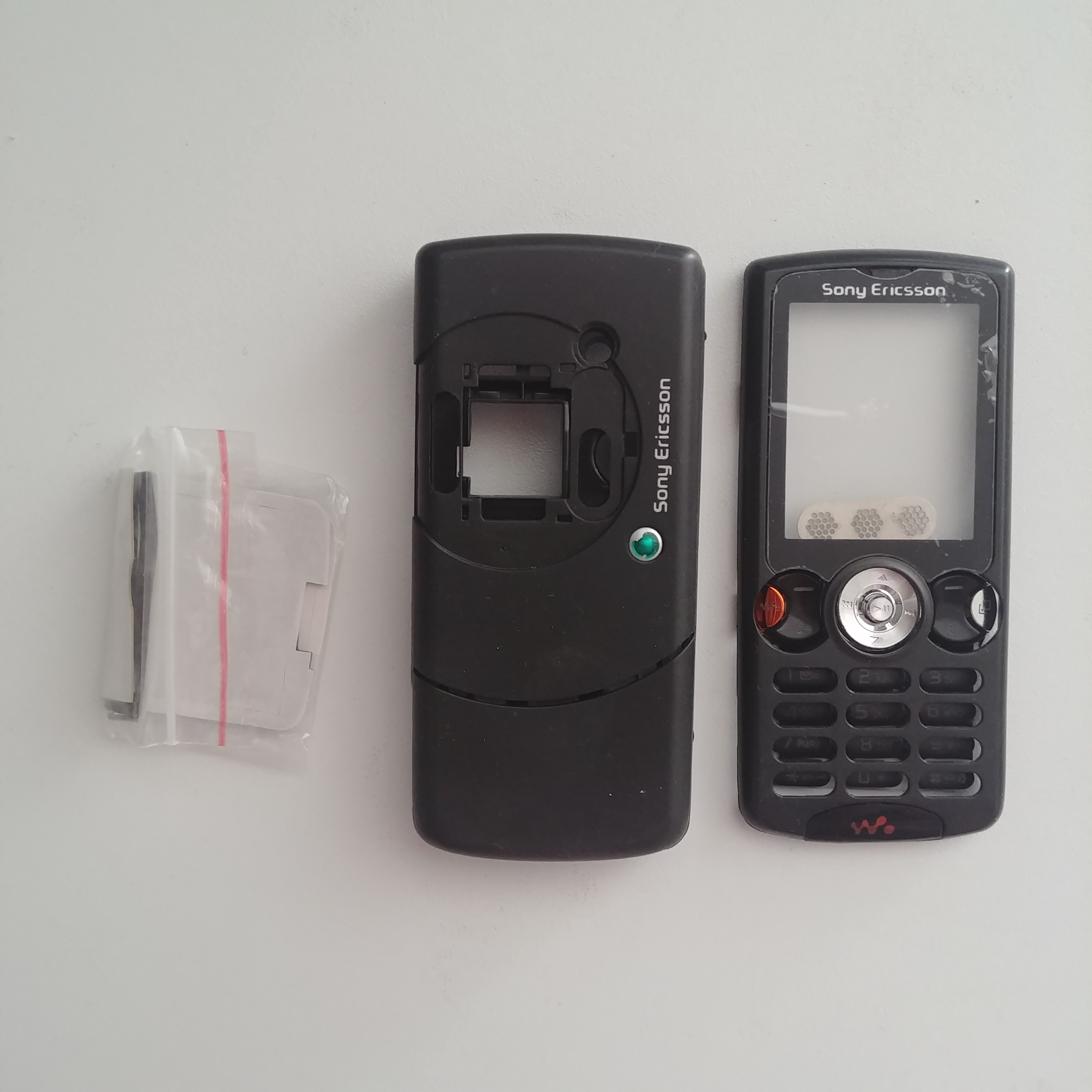 قاب گوشی موبایل سونی اریکسون W810 مشکی2 کد 0425