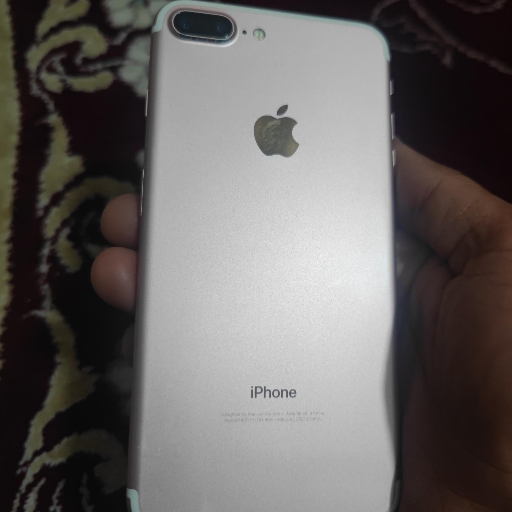 گوشی iphone 7 plus