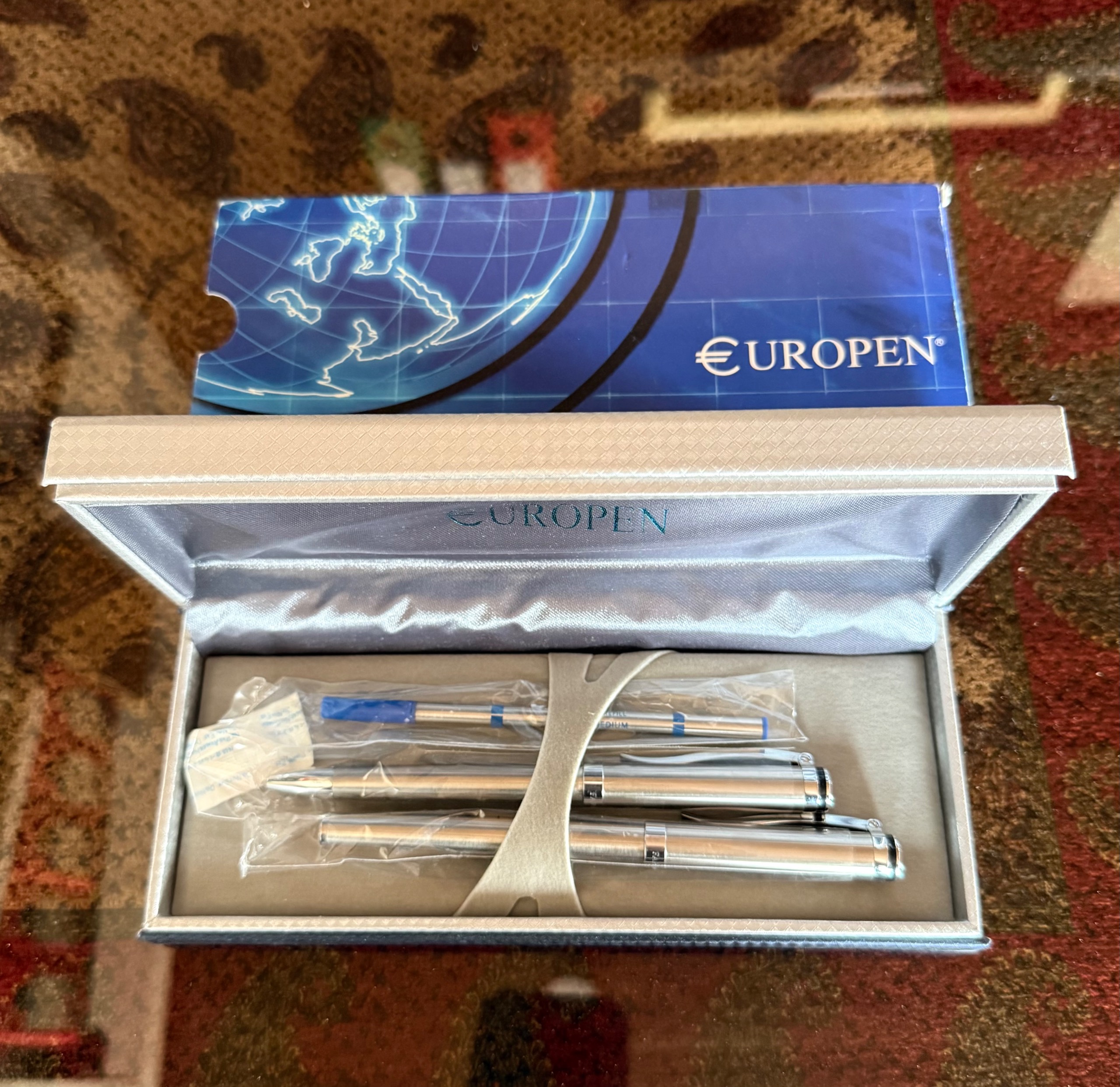 ست لوکس Europen (خودکار رواننویس) آکبند