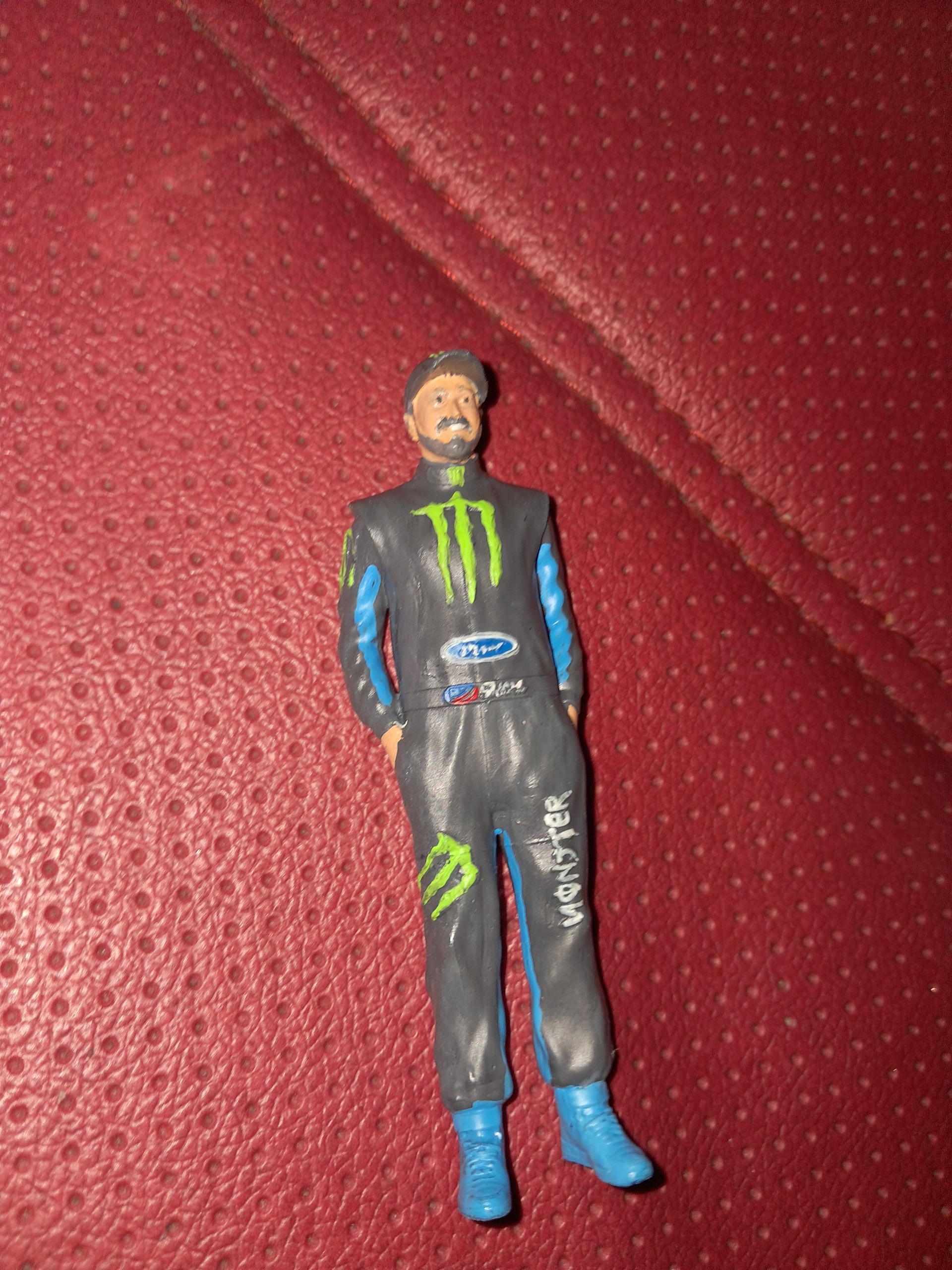 ماکت فیگور راننده رالی