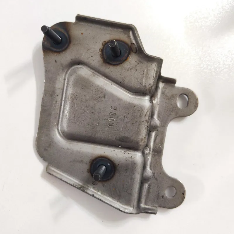 پایه فلزی پدال گاز پژو 206 اورجینال پک ایساکو