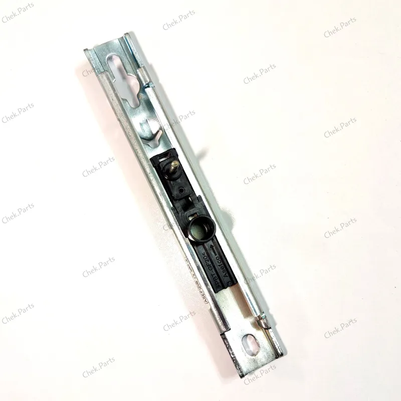 ریل تنظیم ارتفاع کمربند ایمنی پژو 206 و 207 ایساکو