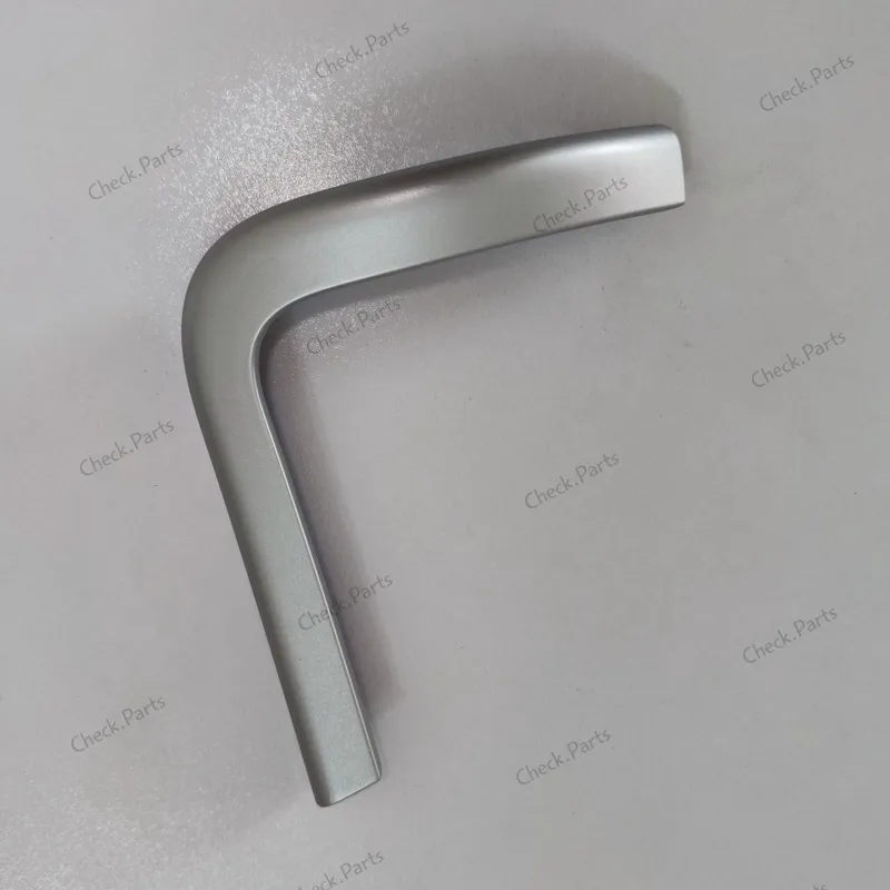 قاب دور دریچه کولر سمت چپ پژو 207 ایساکو