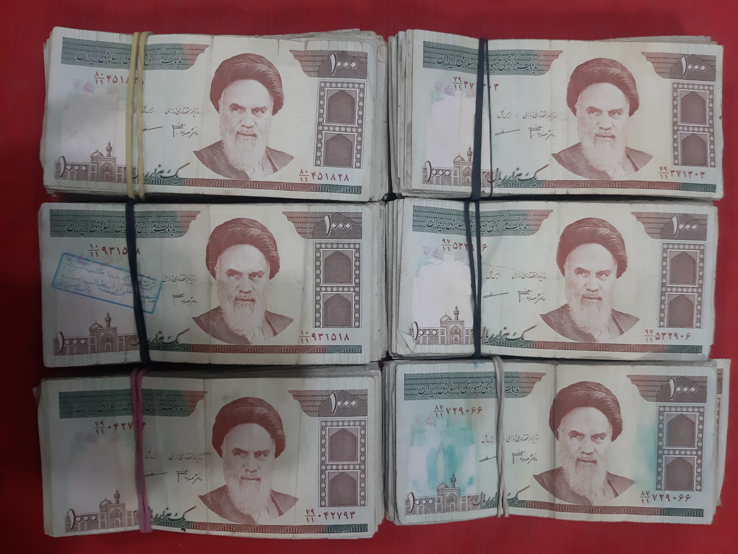 بسته اسکناس 100 تومانی مخرج 11
