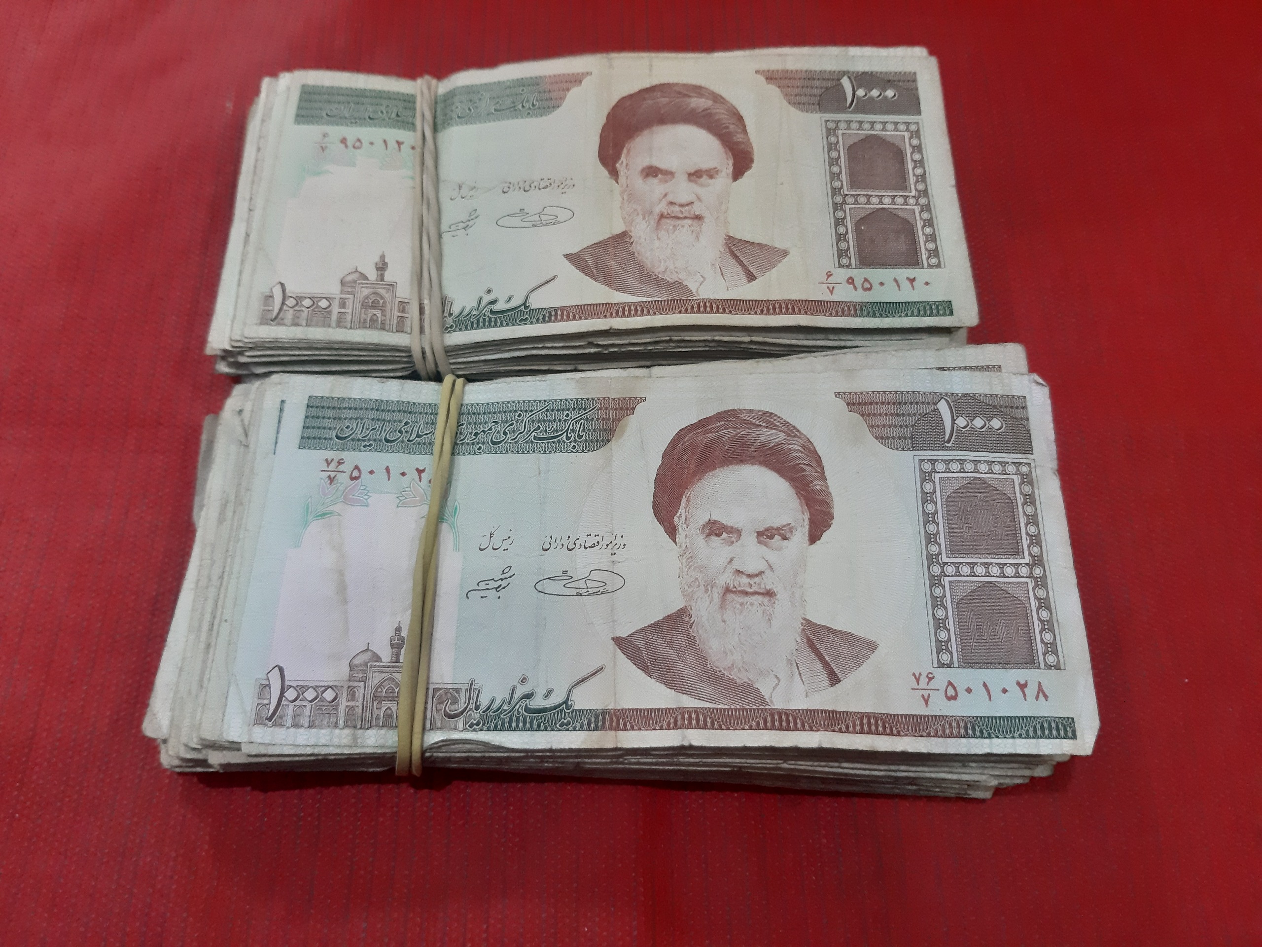 بسته اسکناس 100 تومانی مخرج 7