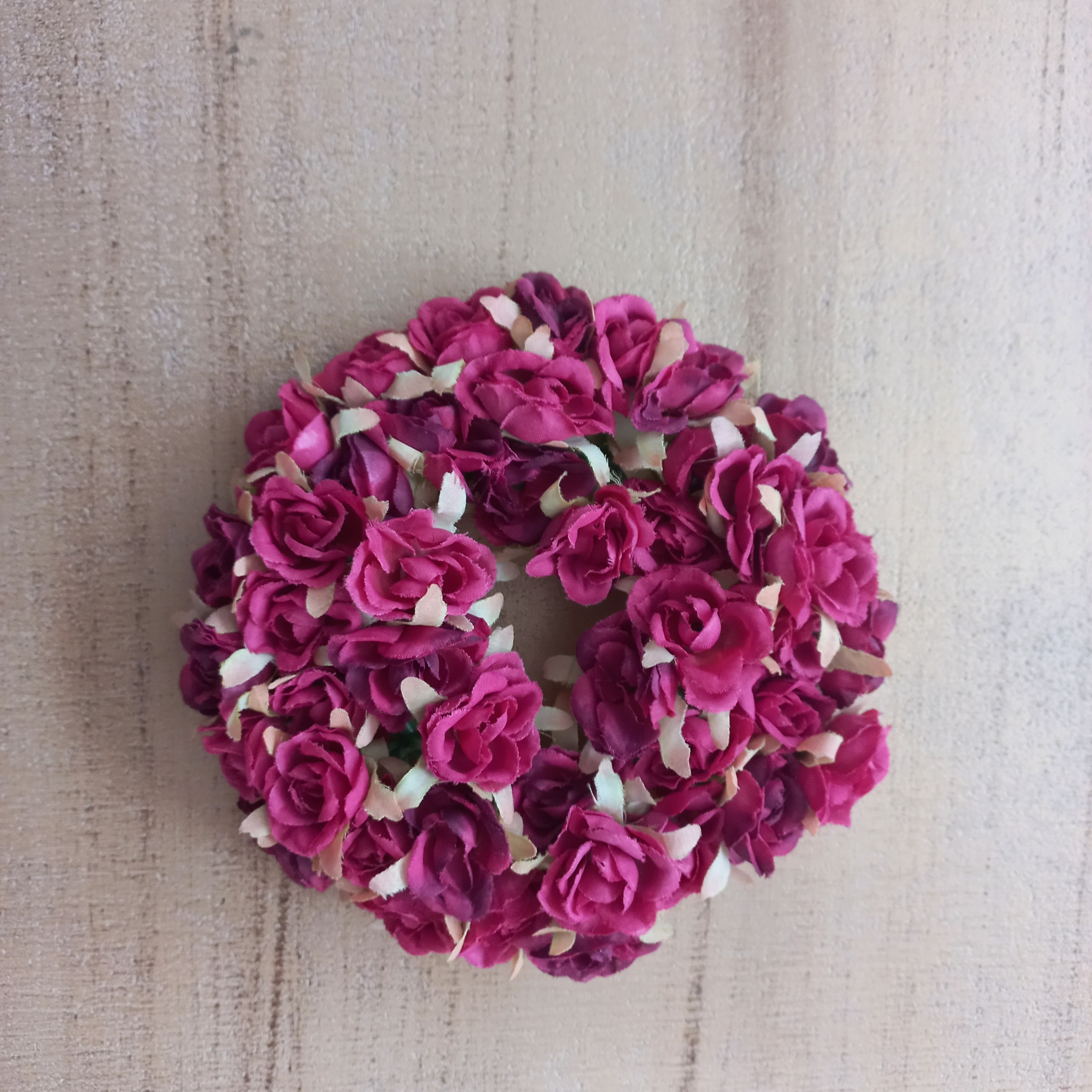 گل حلقه آویز