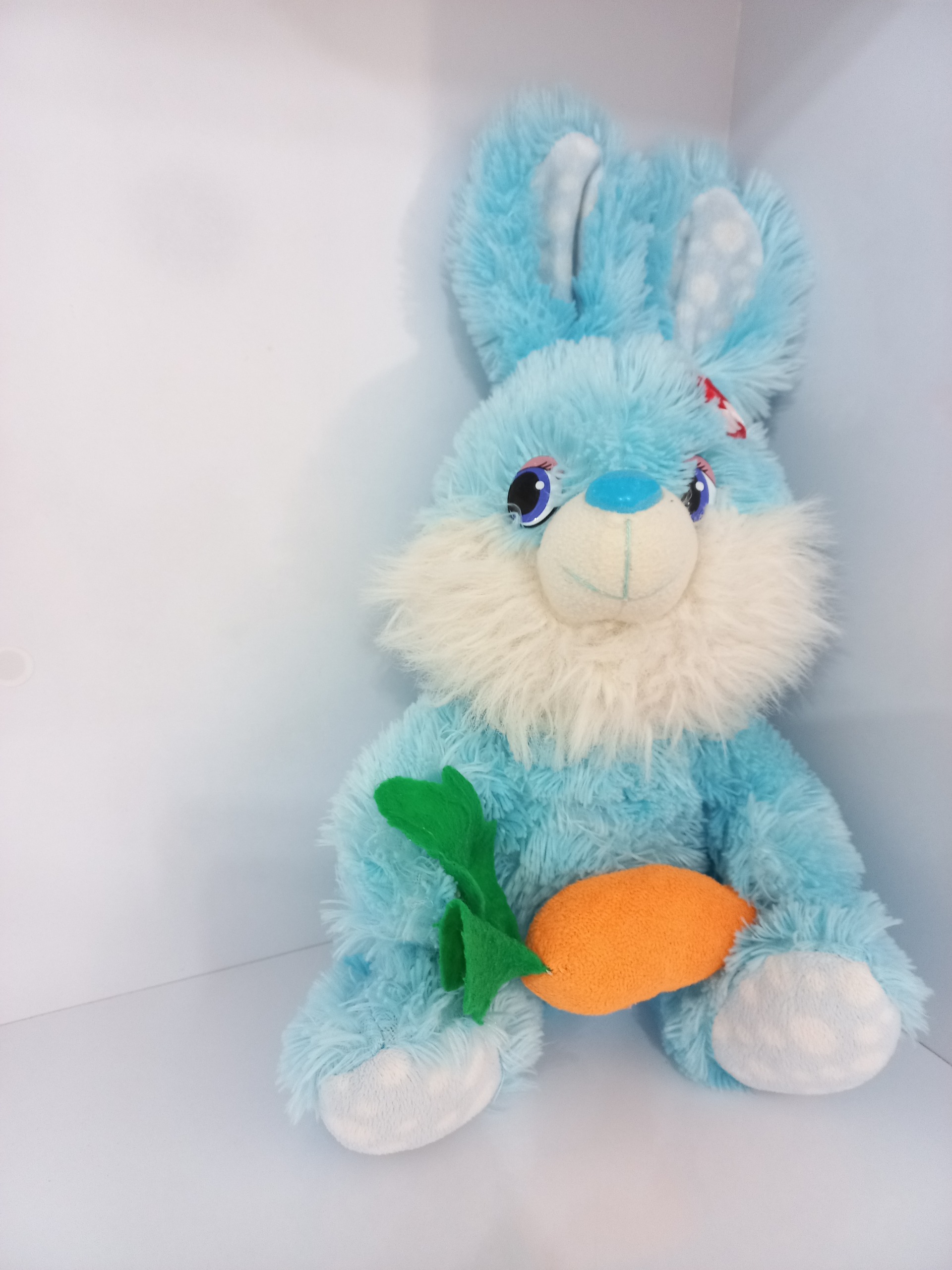 عروسک خرگوش و هویج