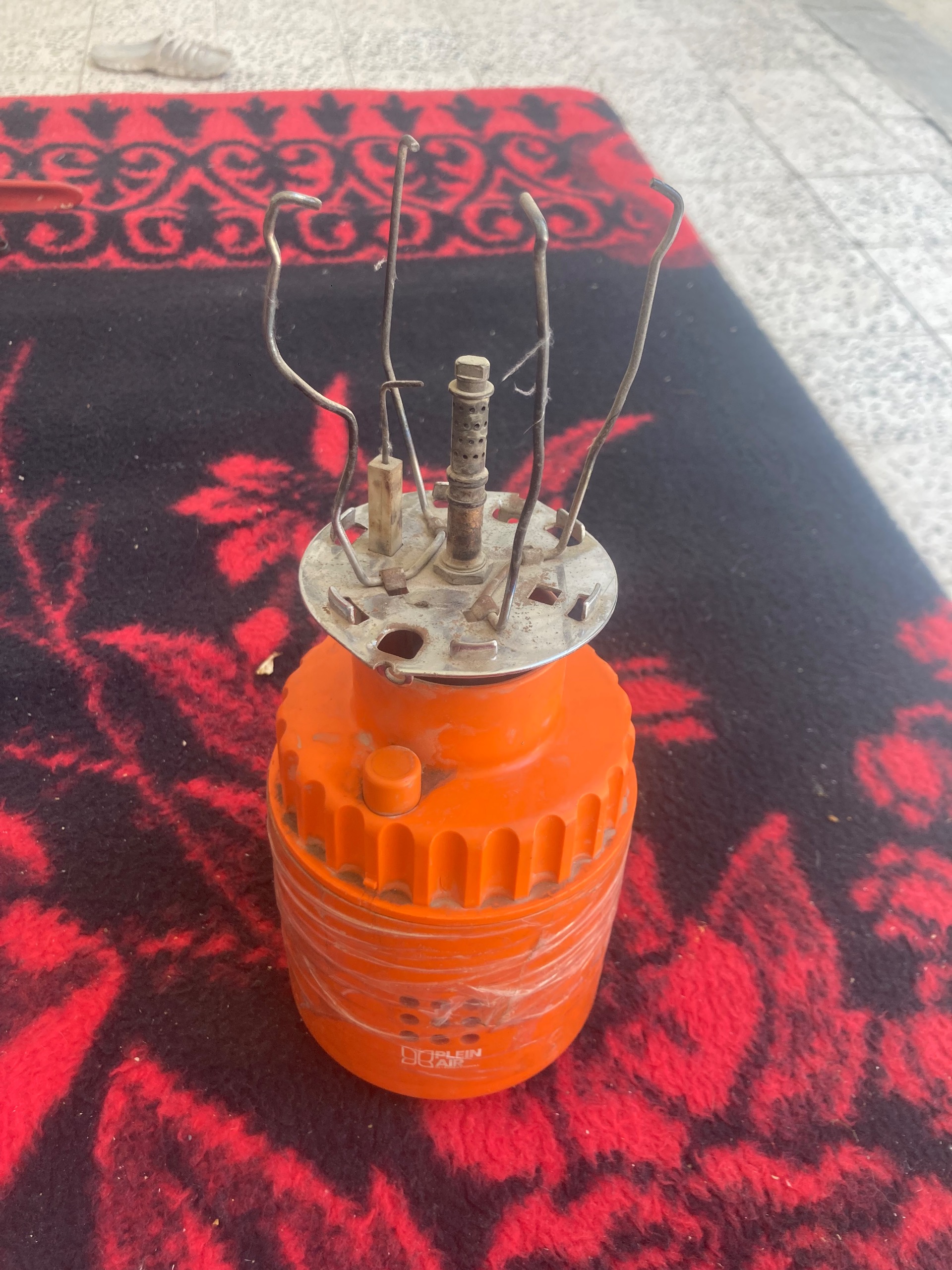 گازکوهنوردی و چراغ گازی ایتالیایی  روشنایی کمپ