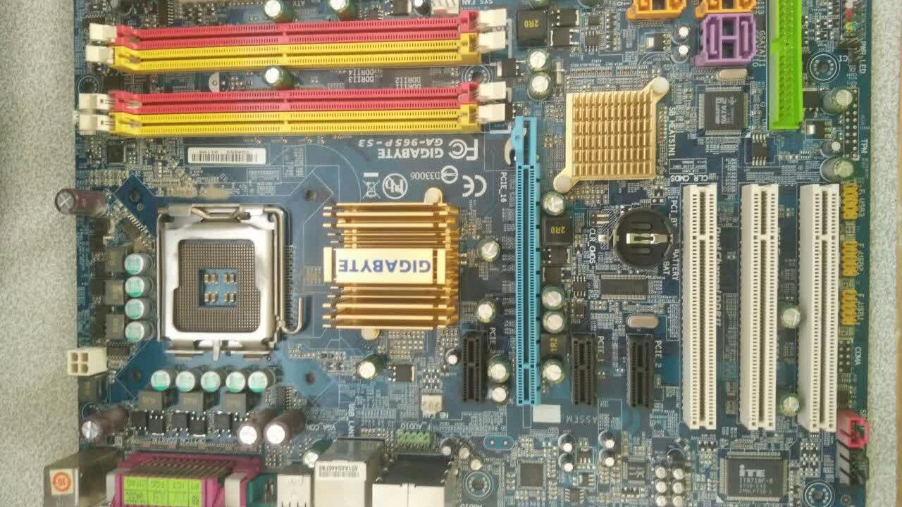 2تا مادربورد ddr2 نیاز مند تعمیر