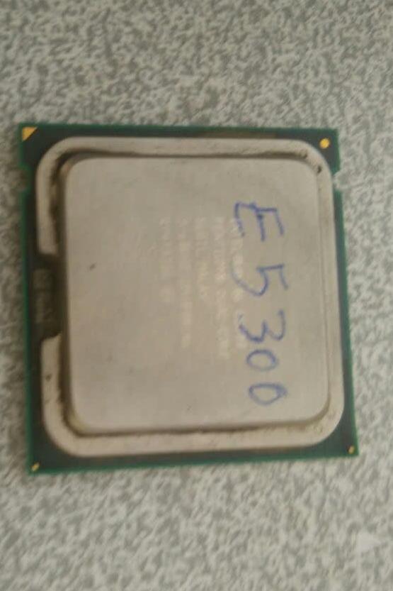 CPU E5300 سالم