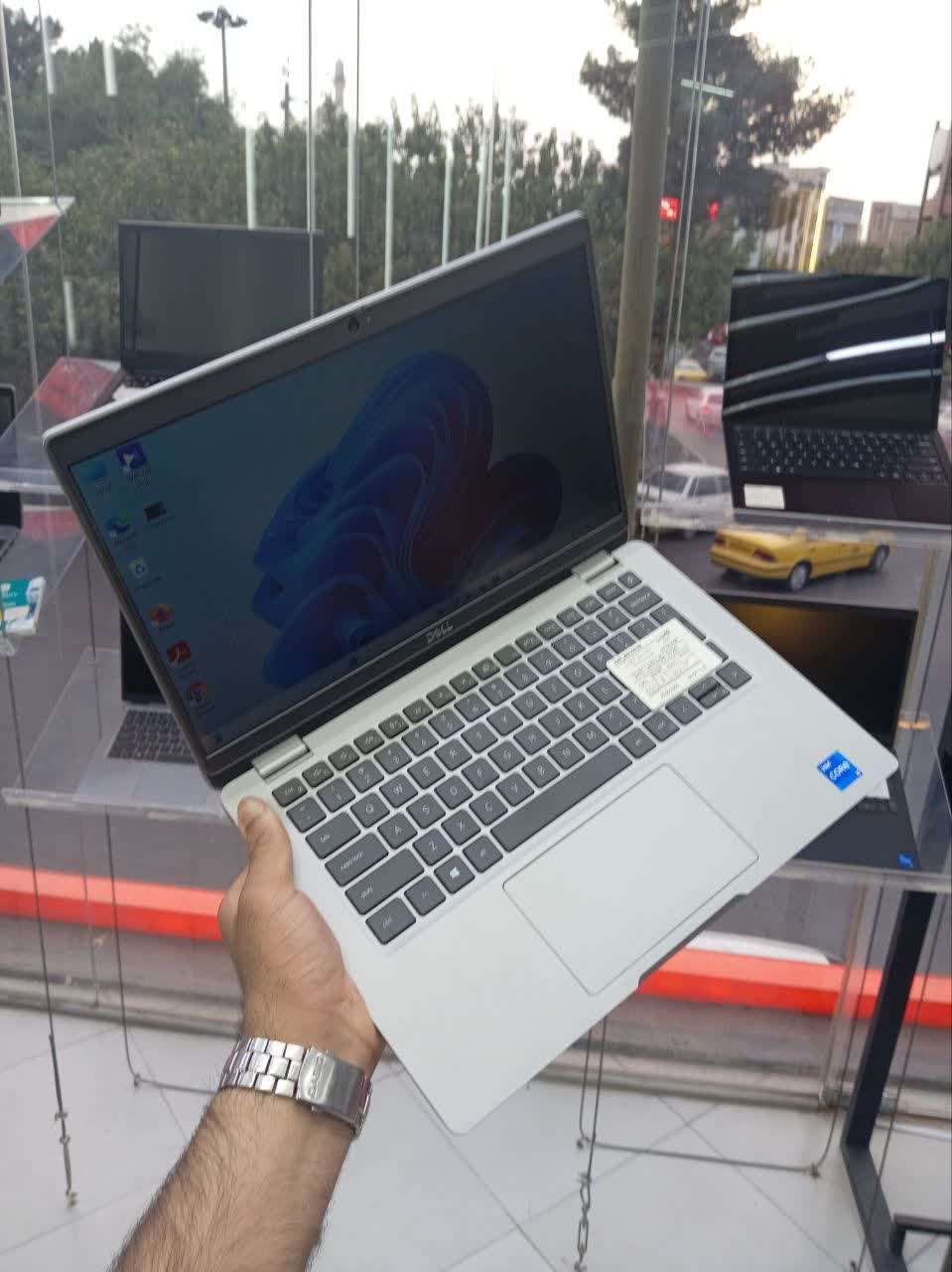 لپ تاپ Dell Latitude 5320