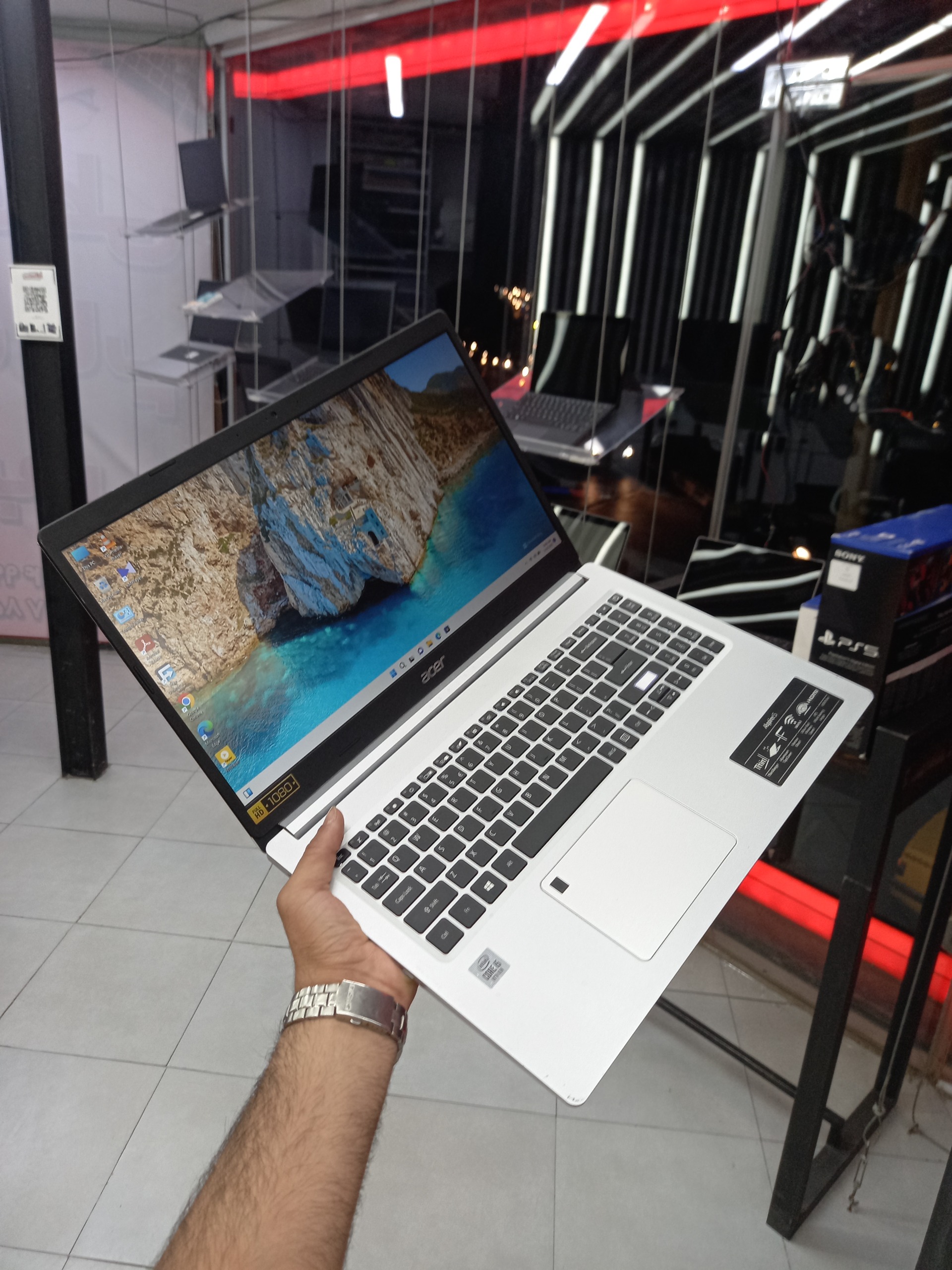لپ تاپ Acer aspire 5