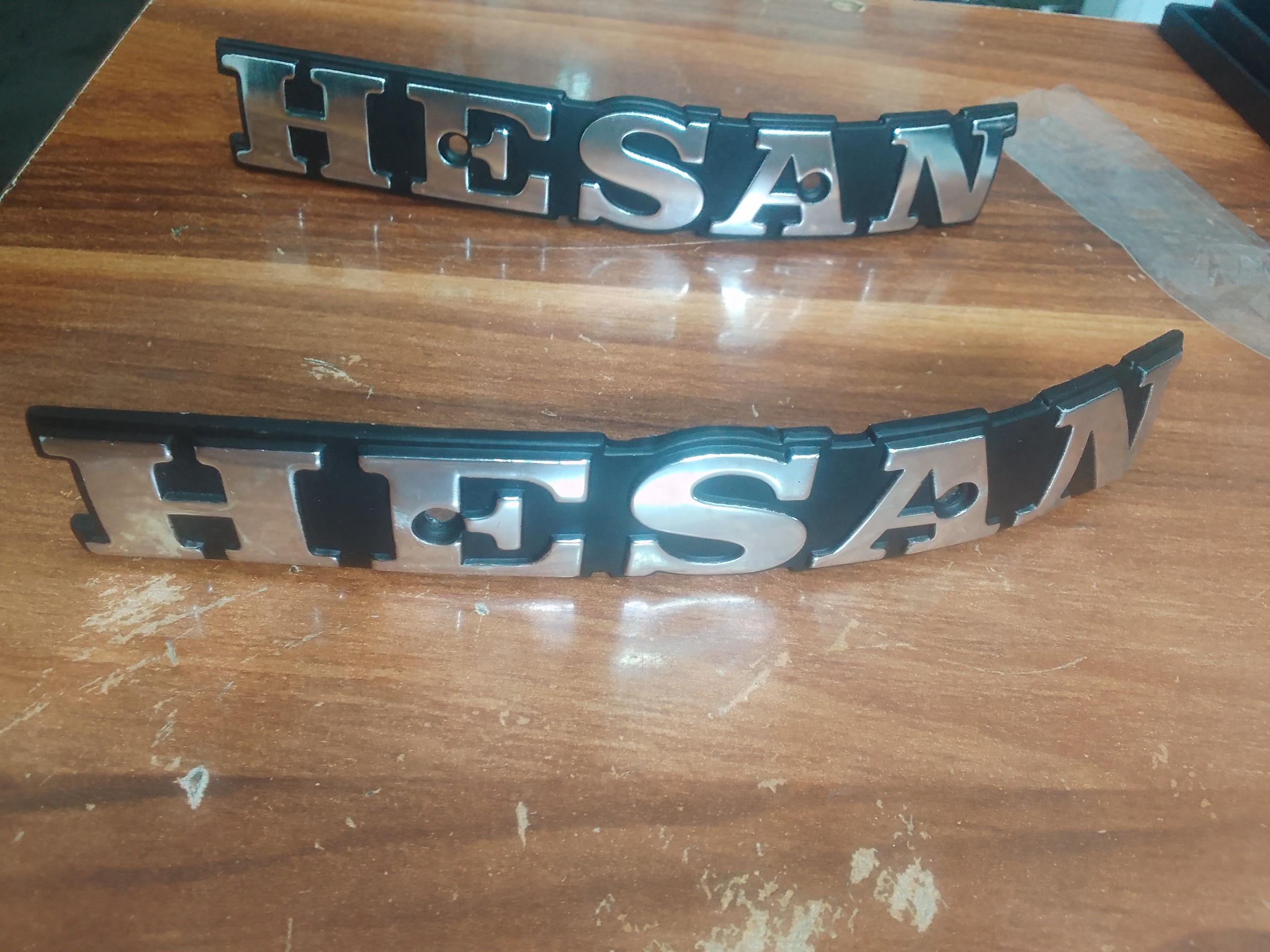 آرم باک موتور HESAN