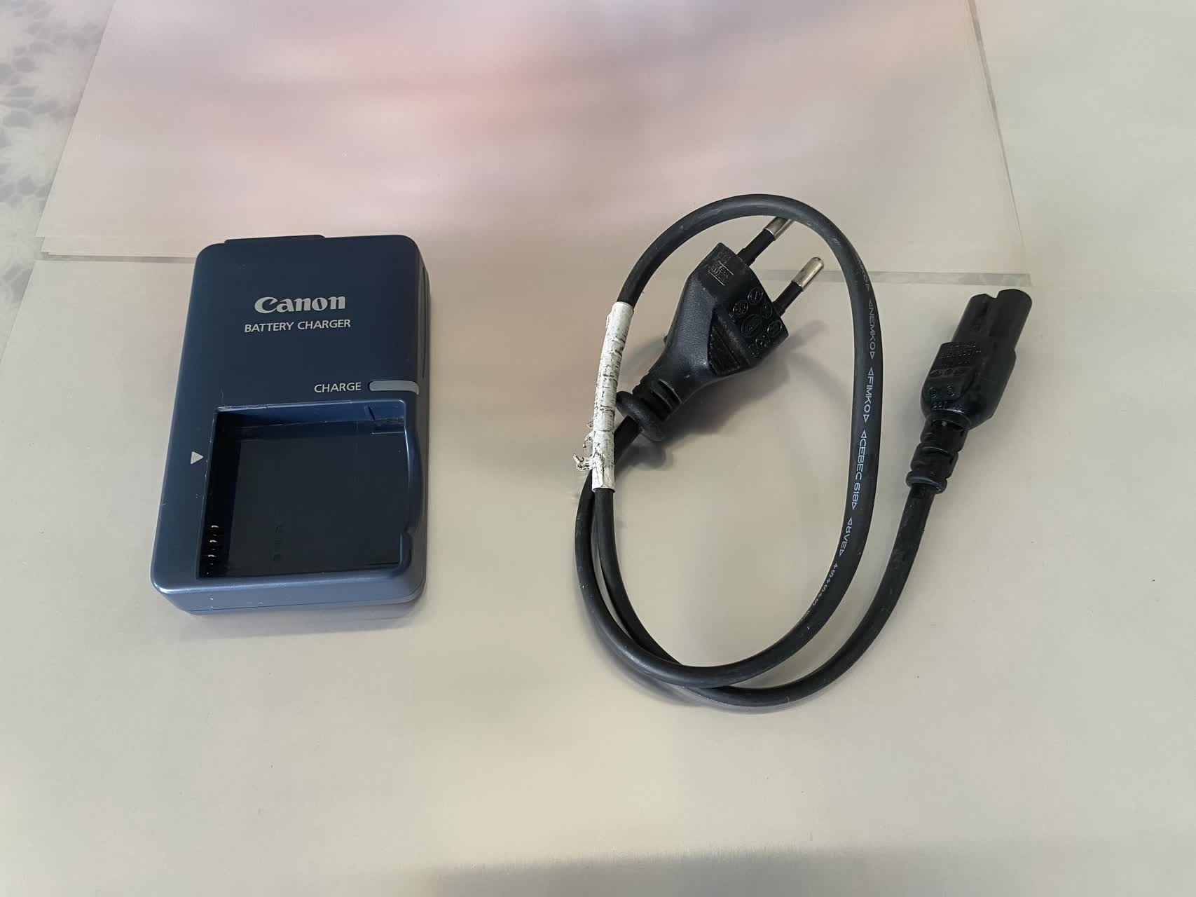 شارژر باتری دوربین عکاسی دیجیتال Canon