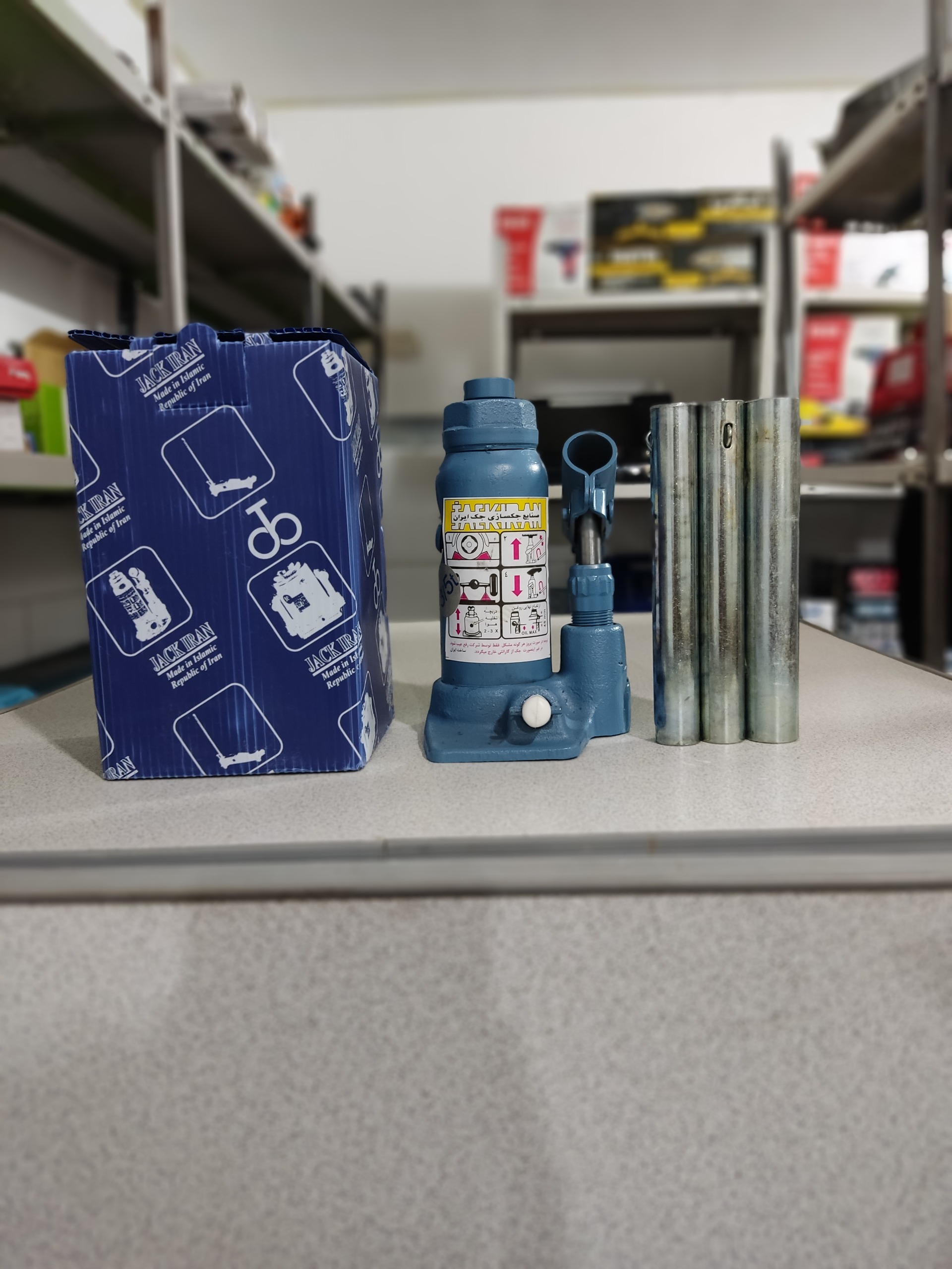 جک روغنی سه و نیم تن جکیران