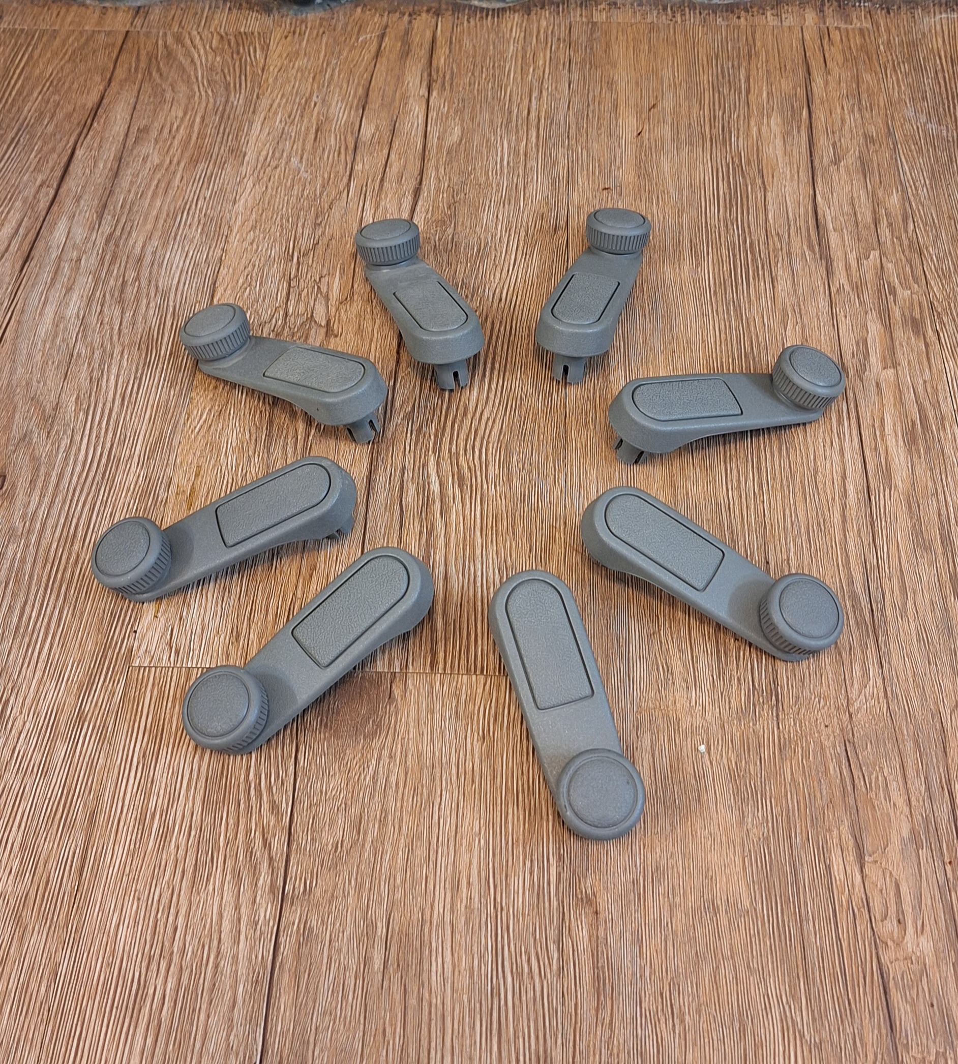 دستگیره شیشه بالابر فابریکی پژو 205 بسیار کمیاب