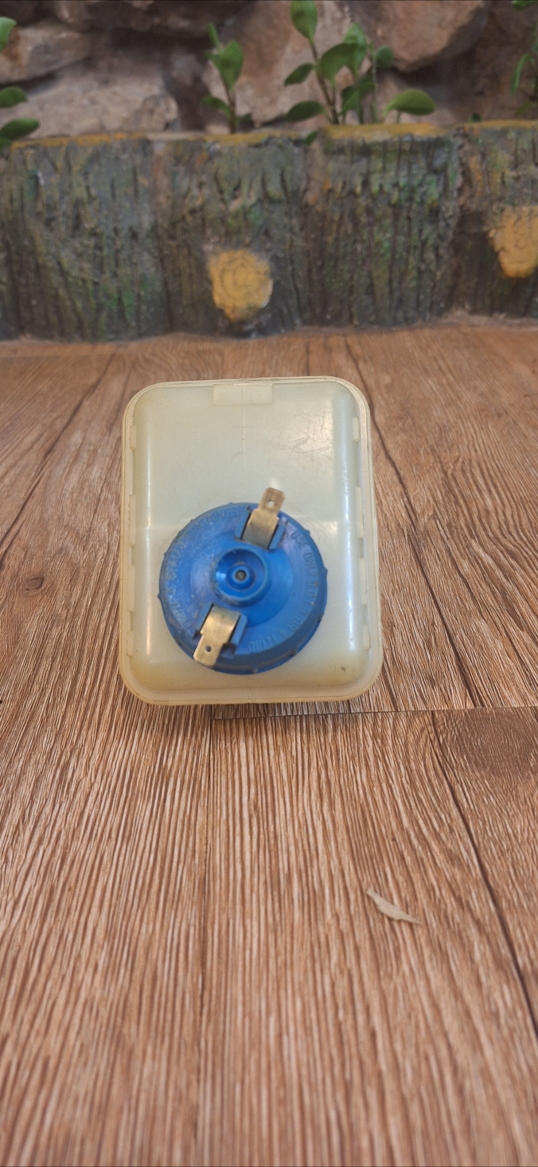 مخزن روغن ترمز پژو 205