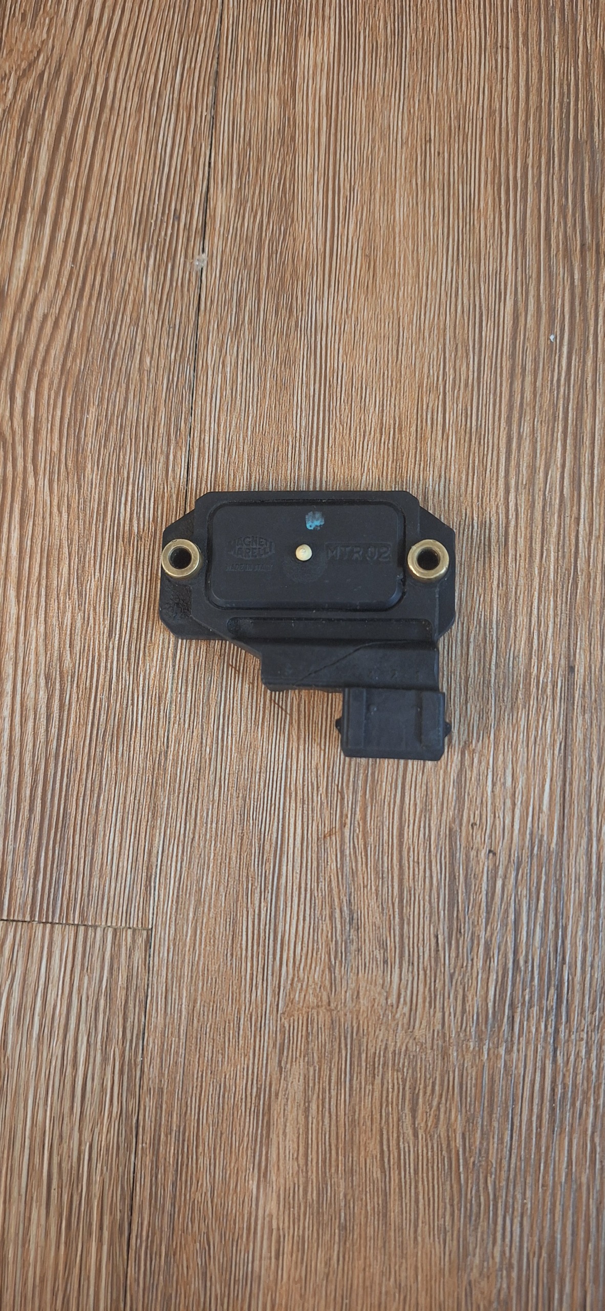 مگنت دلکو پژو 205 و 2000 مگنت مارلی ایتالیا