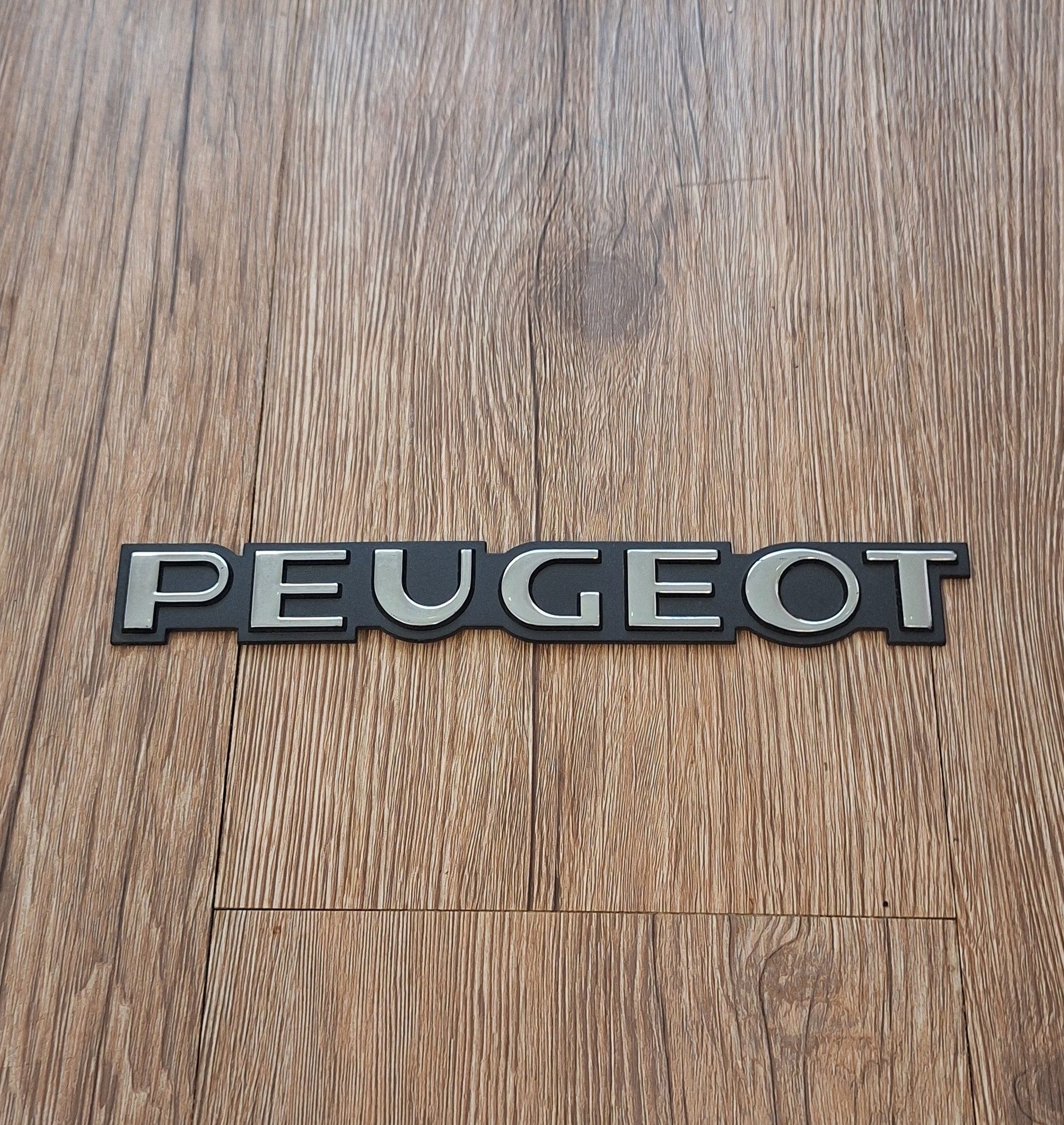 آرم پژو peugeot رنگ استیل