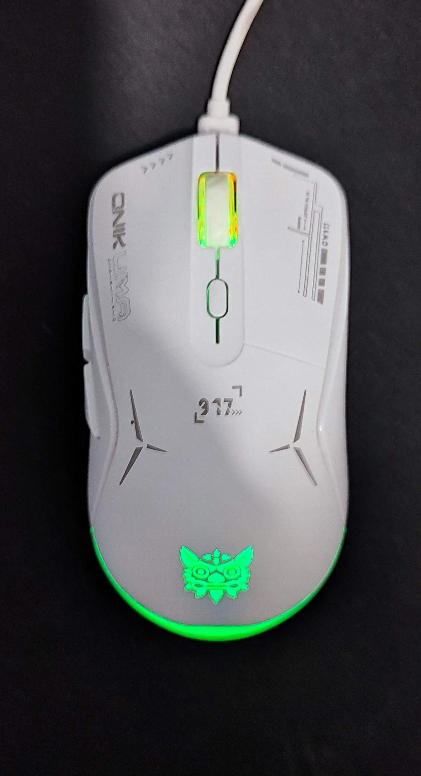 موس cw917 اونیکوما