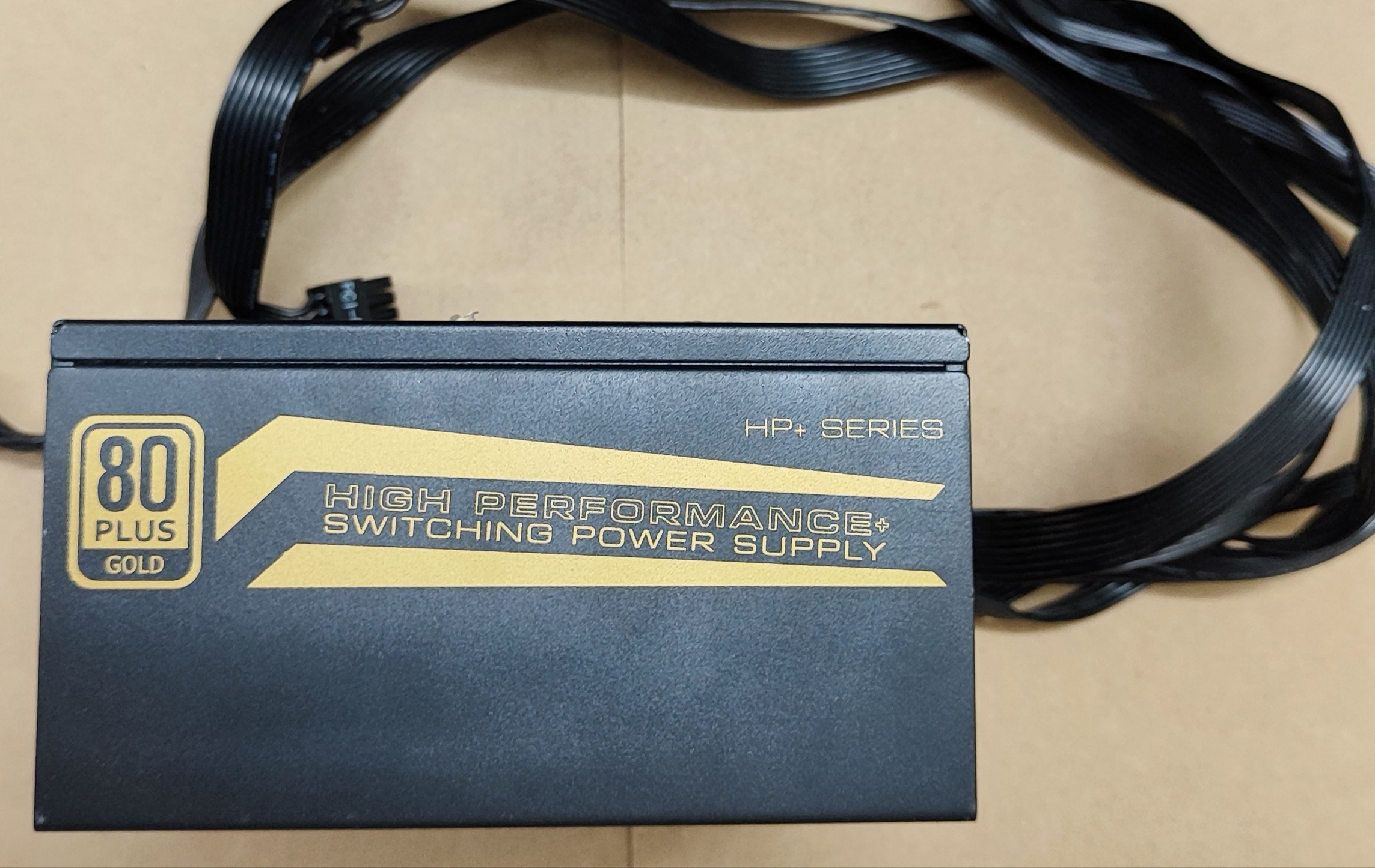 پاور نیمه ماژولار گرین 700 وات