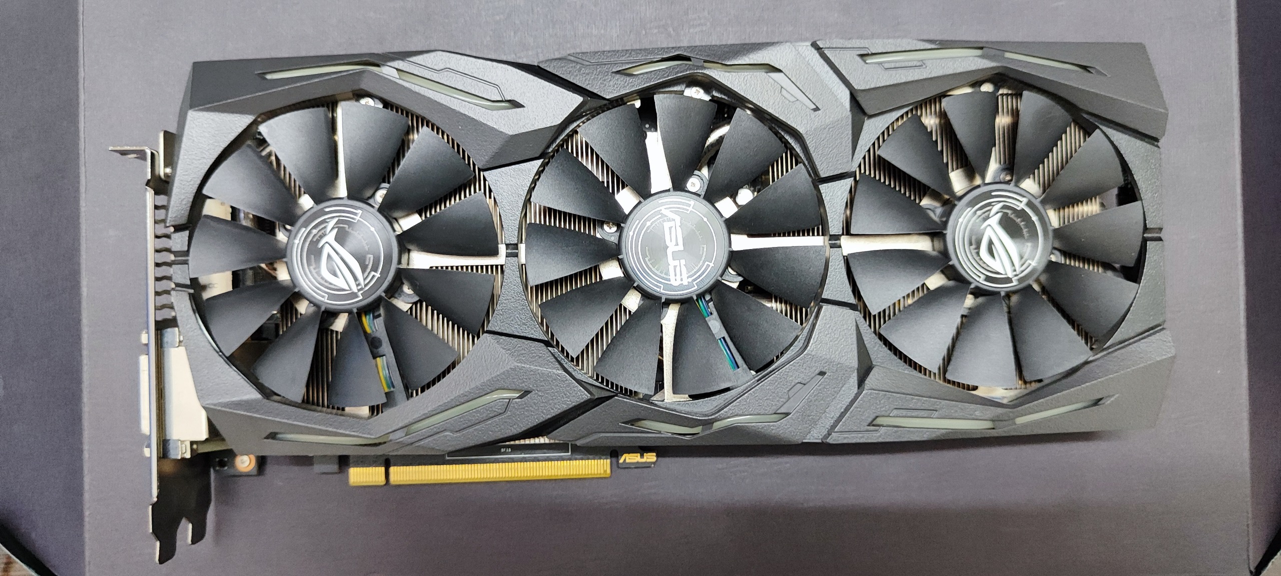 کارت گرافیک gtx1060 Asus strix