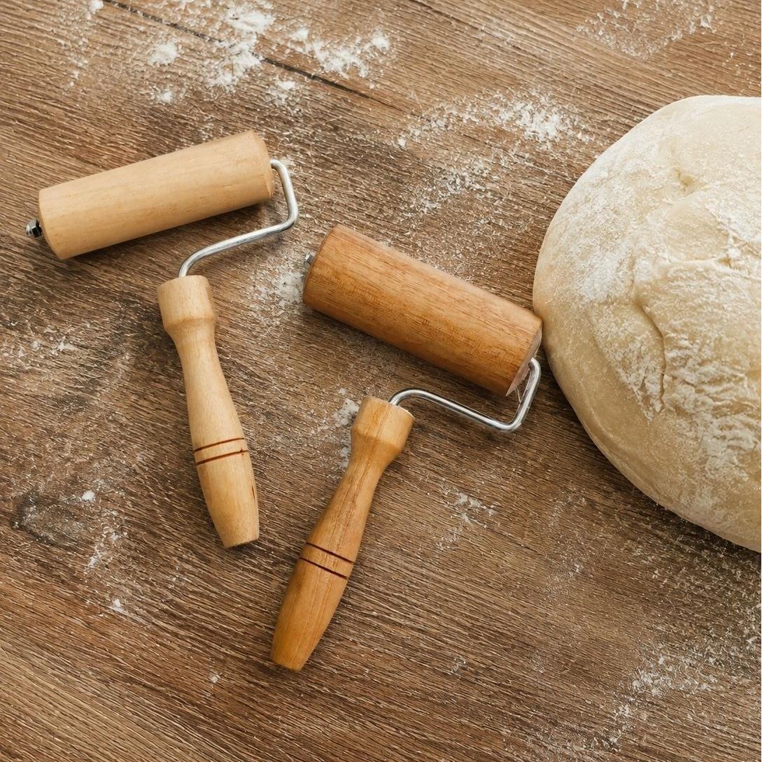 وردنه چوبی غلطکی