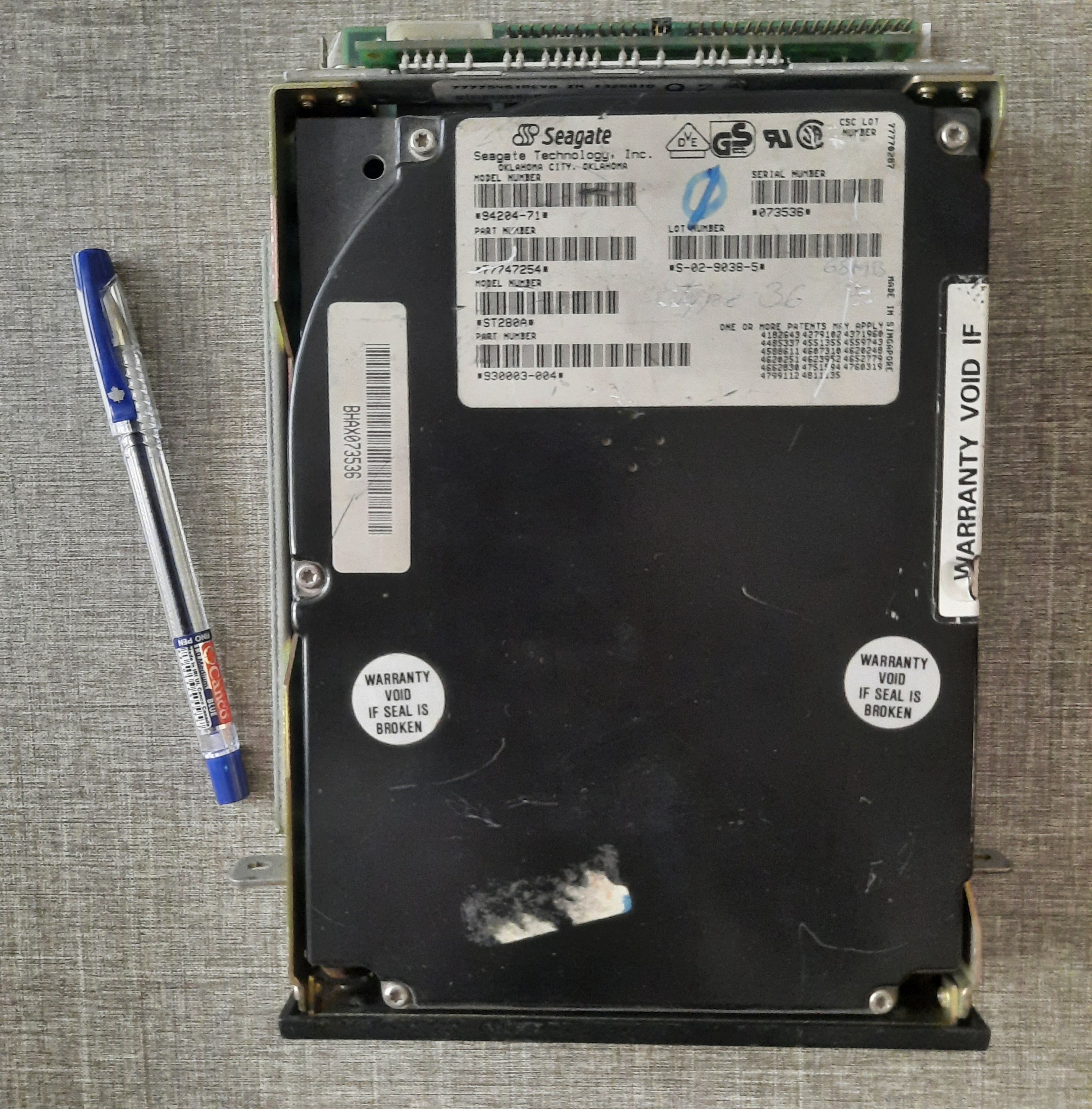 هارد قدیمی بزرگ  5.2 اینچ  Seagate ST280A