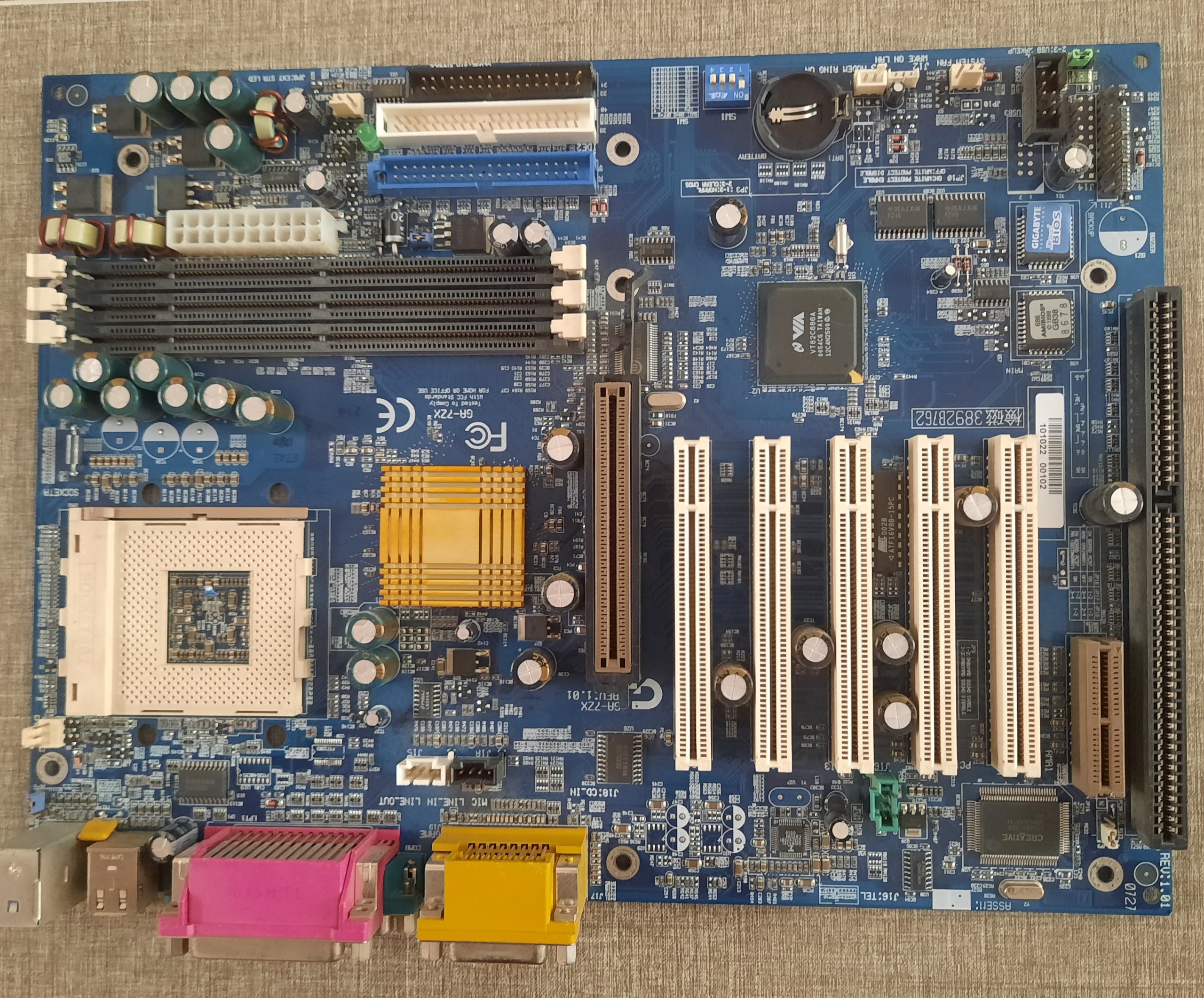 مادربرد سوکت AMD 462 گیگابایت GA-7ZX
