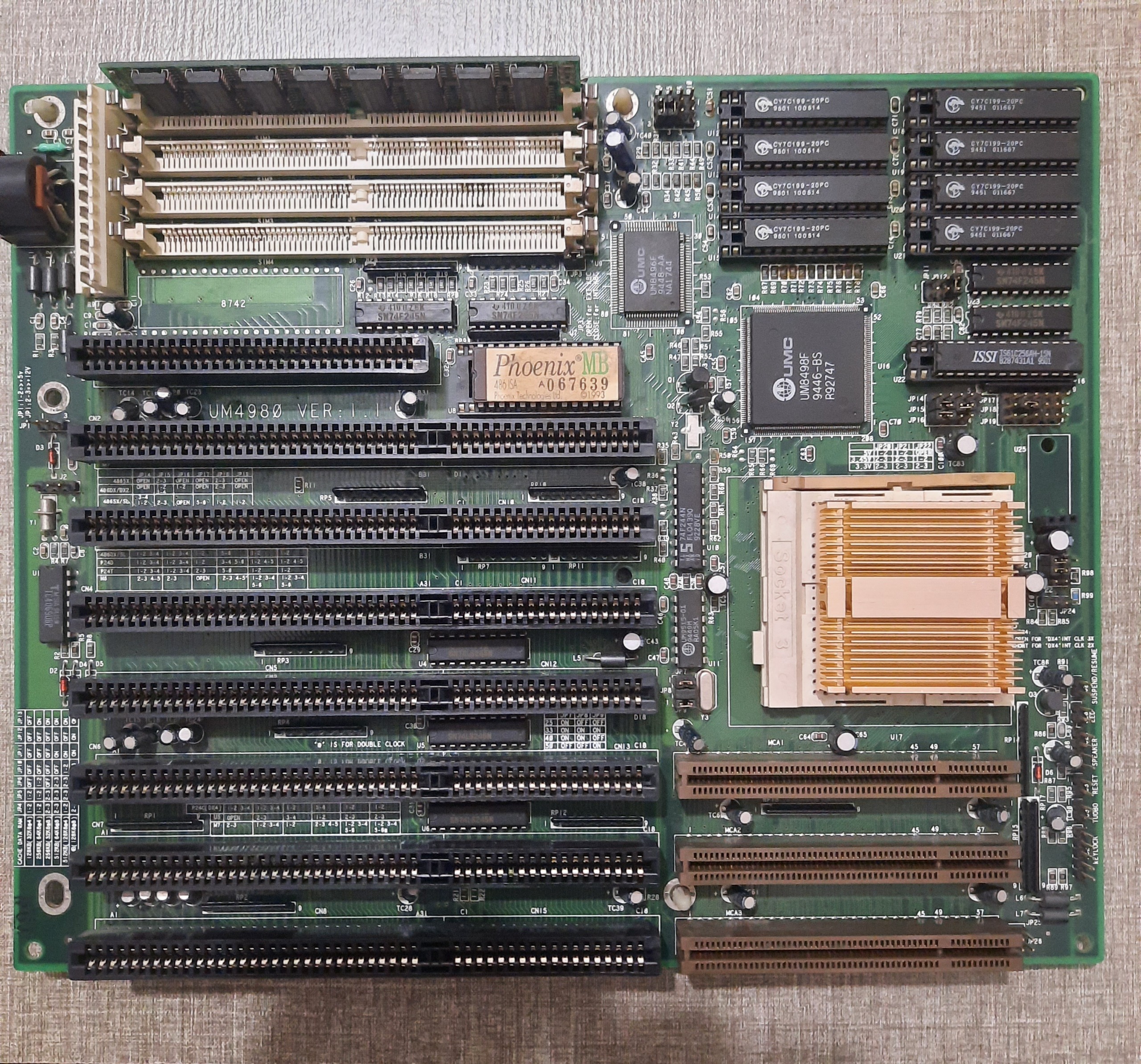 باندل مادربرد UM4980 با سیپیو AMD 5x86