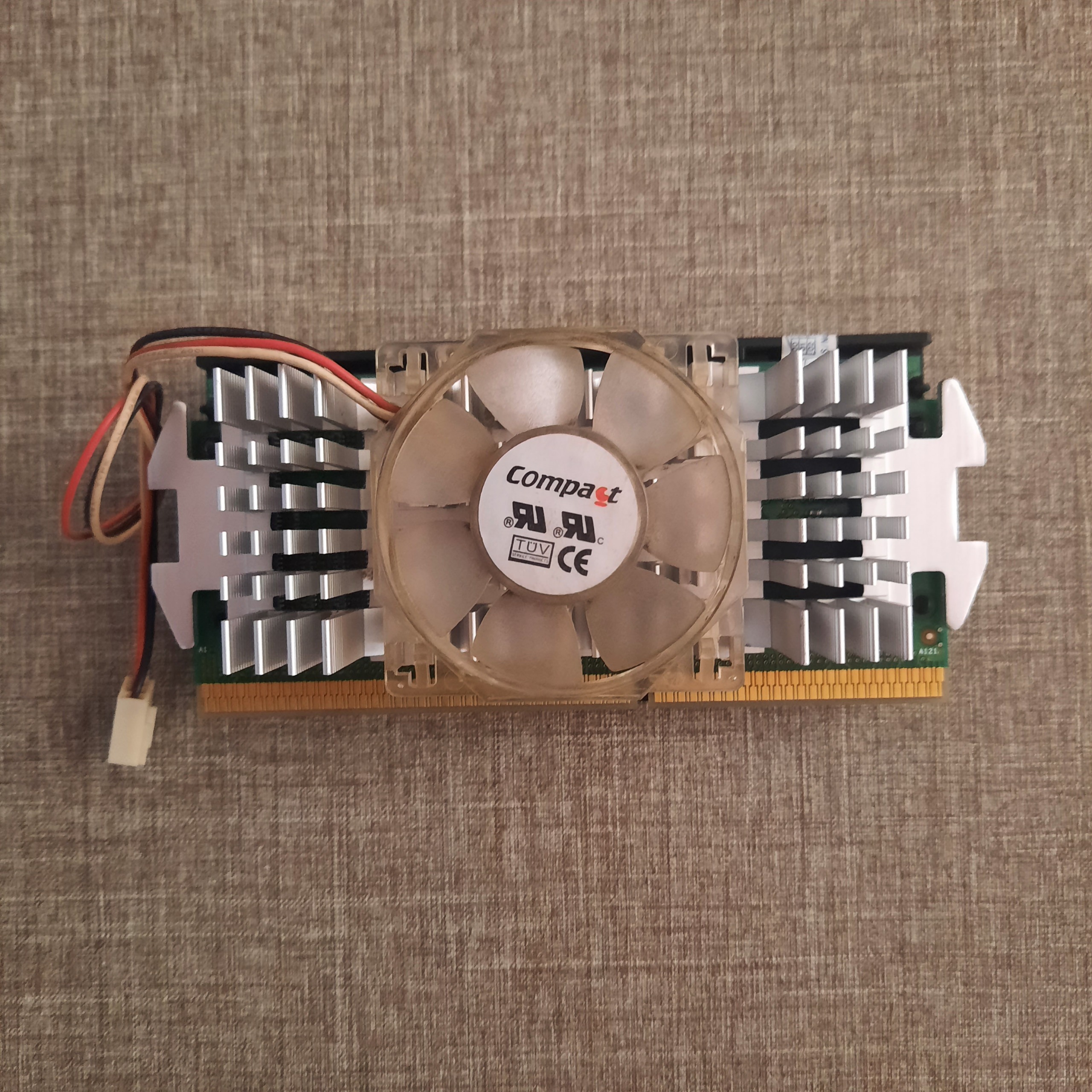 Cpu کمیاب slot 1 اینتل PENTIUM 3 500MHZ