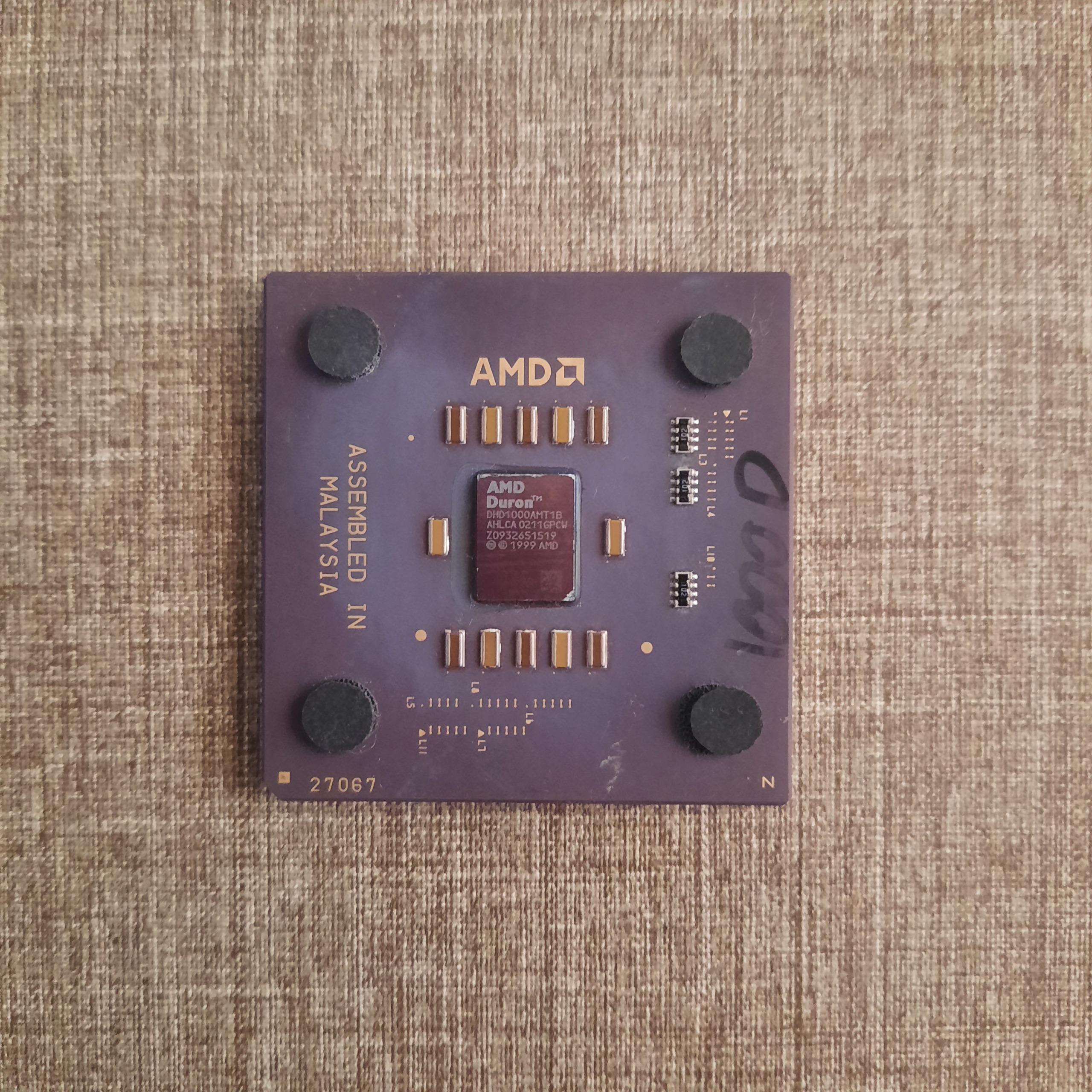 Cpu سوکت 462 سرامیکی AMD Duron 1000