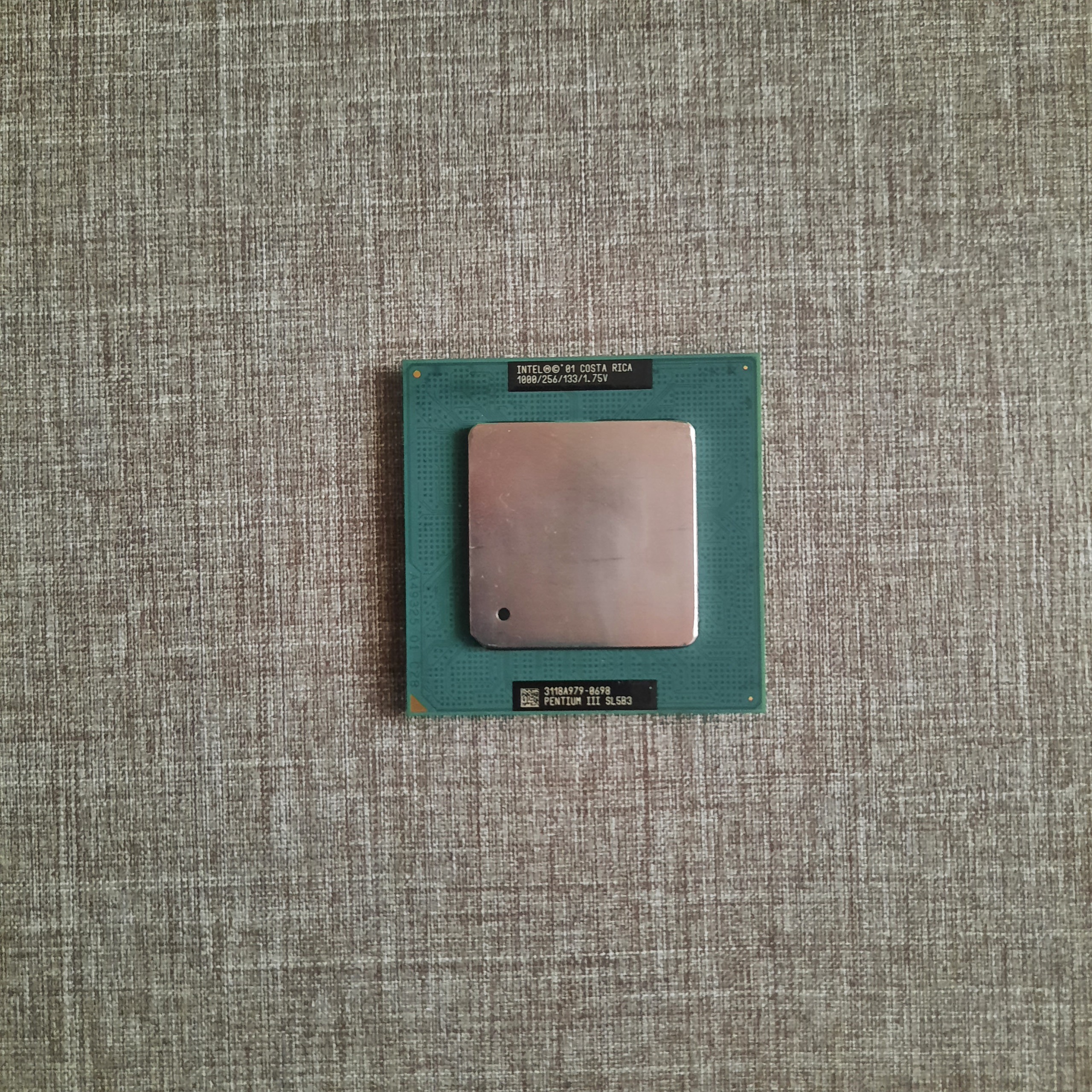 CPU کمیاب Intel Pentium 3 1000MHZ