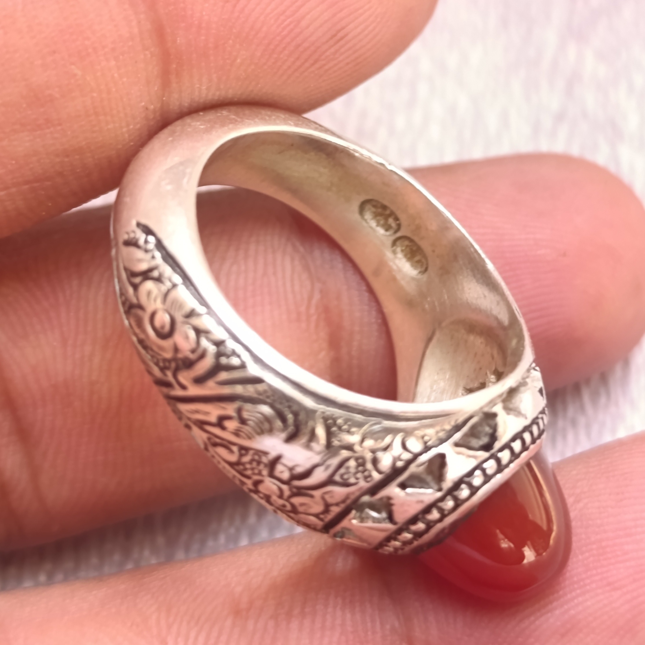 انگشتر نقره عقیق قرمز رکاب قلم