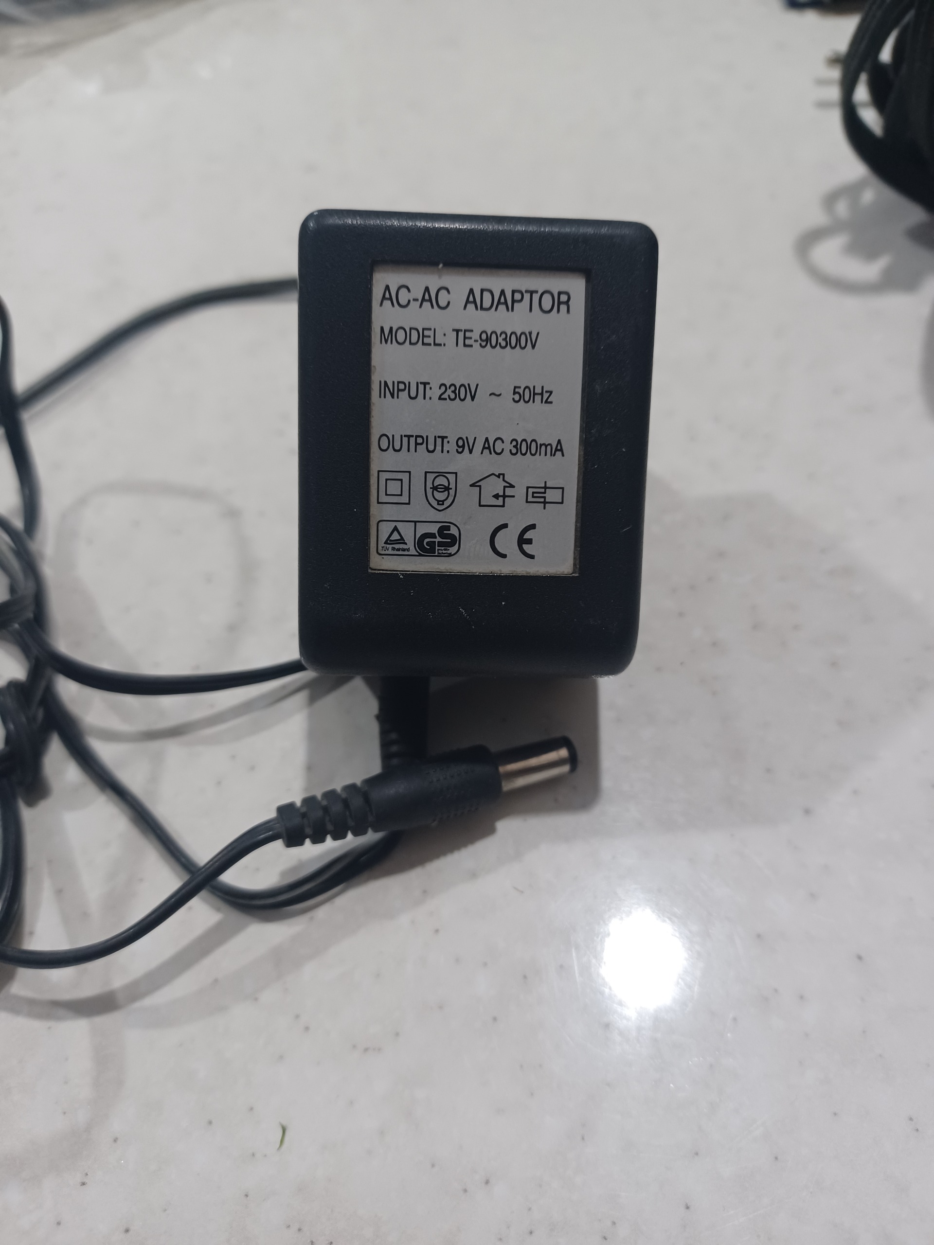 دو عدد آداپتور سالم