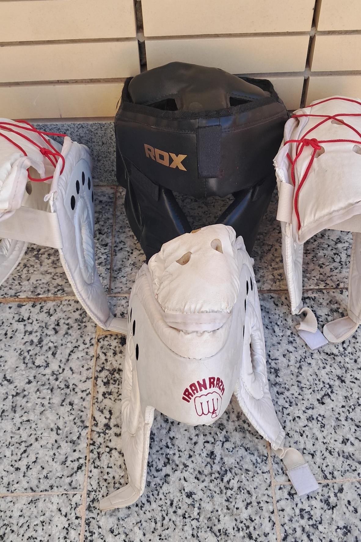 چهار عدد کلاه محافظ سر ورزشهای رزمی