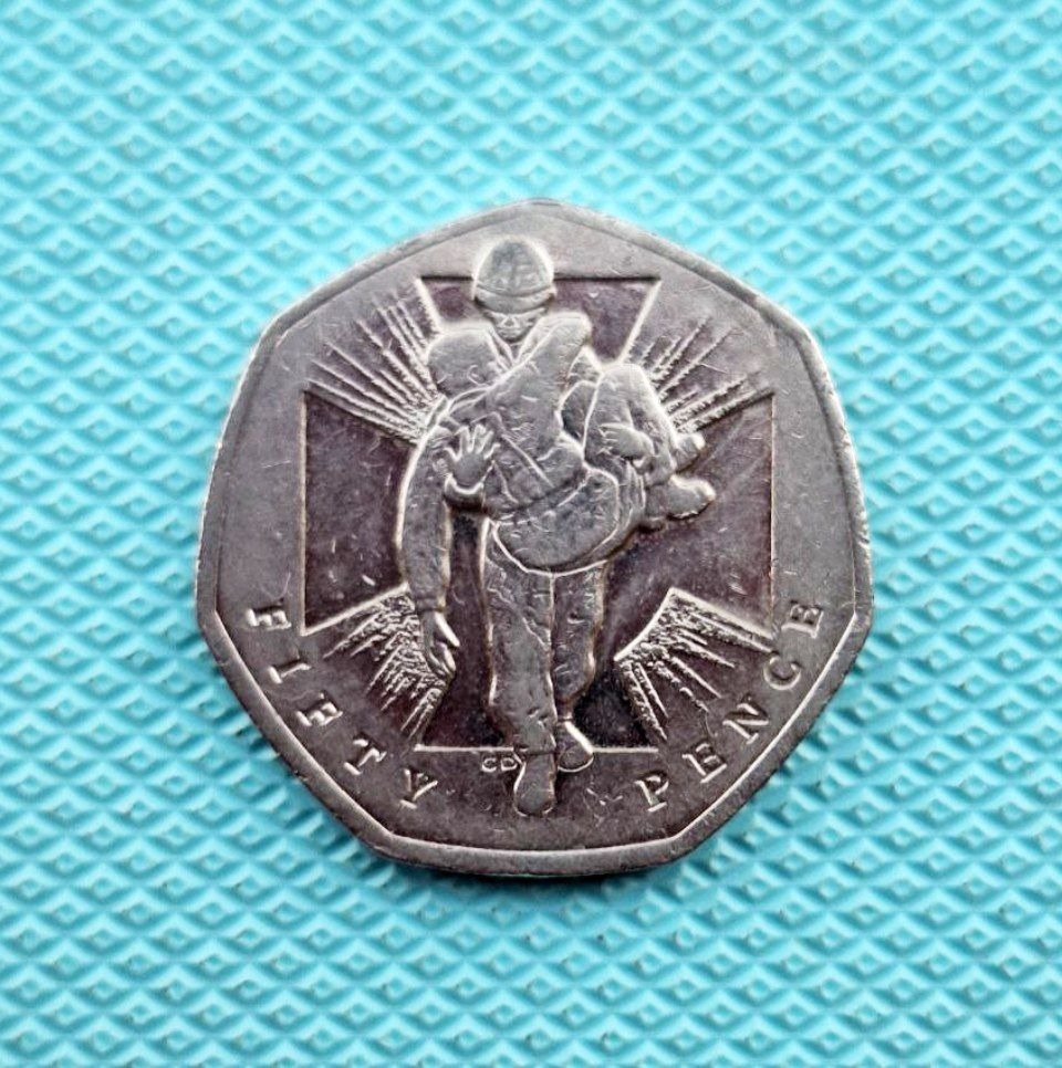 سکه 50 پنس یادبودی بریتانیا الیزابت دوم 2006