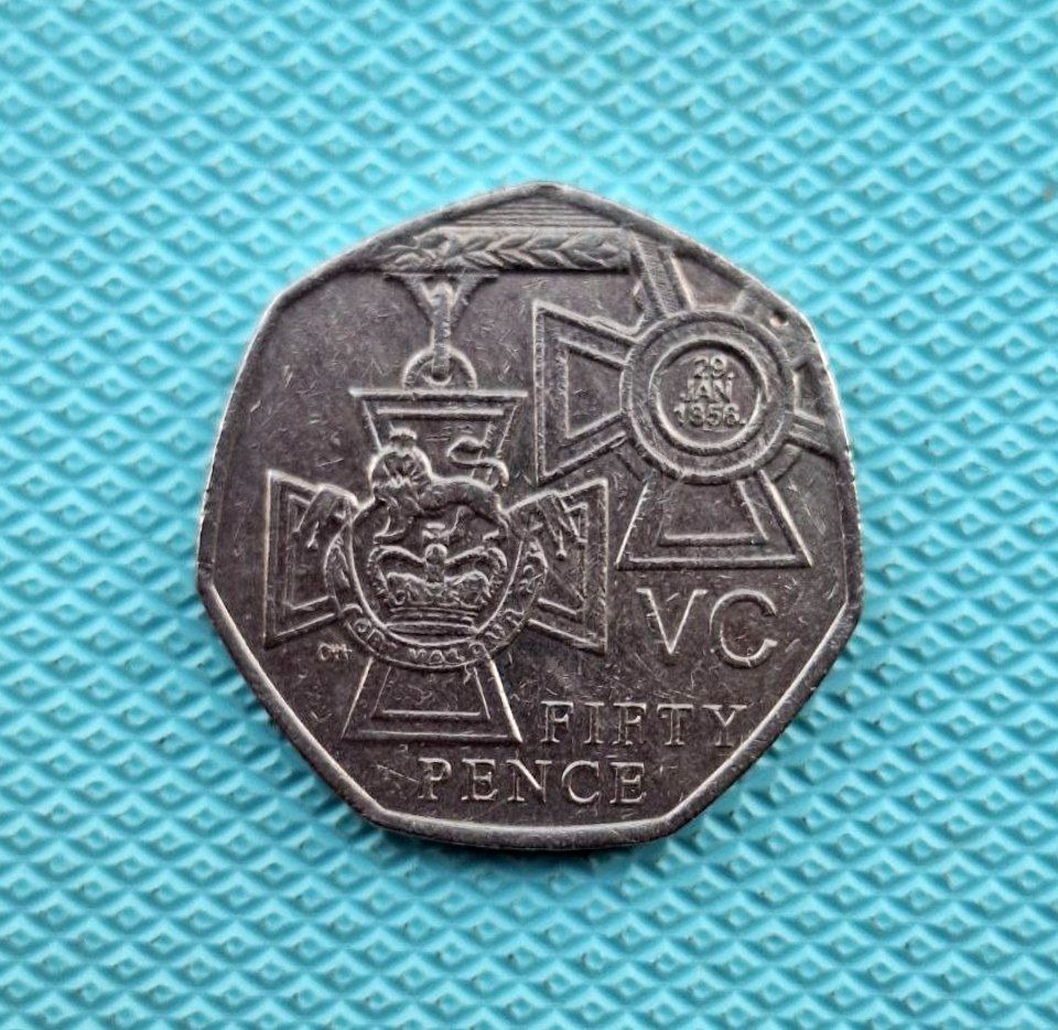 سکه 50 پنس یادبودی بریتانیا الیزابت دوم 2006